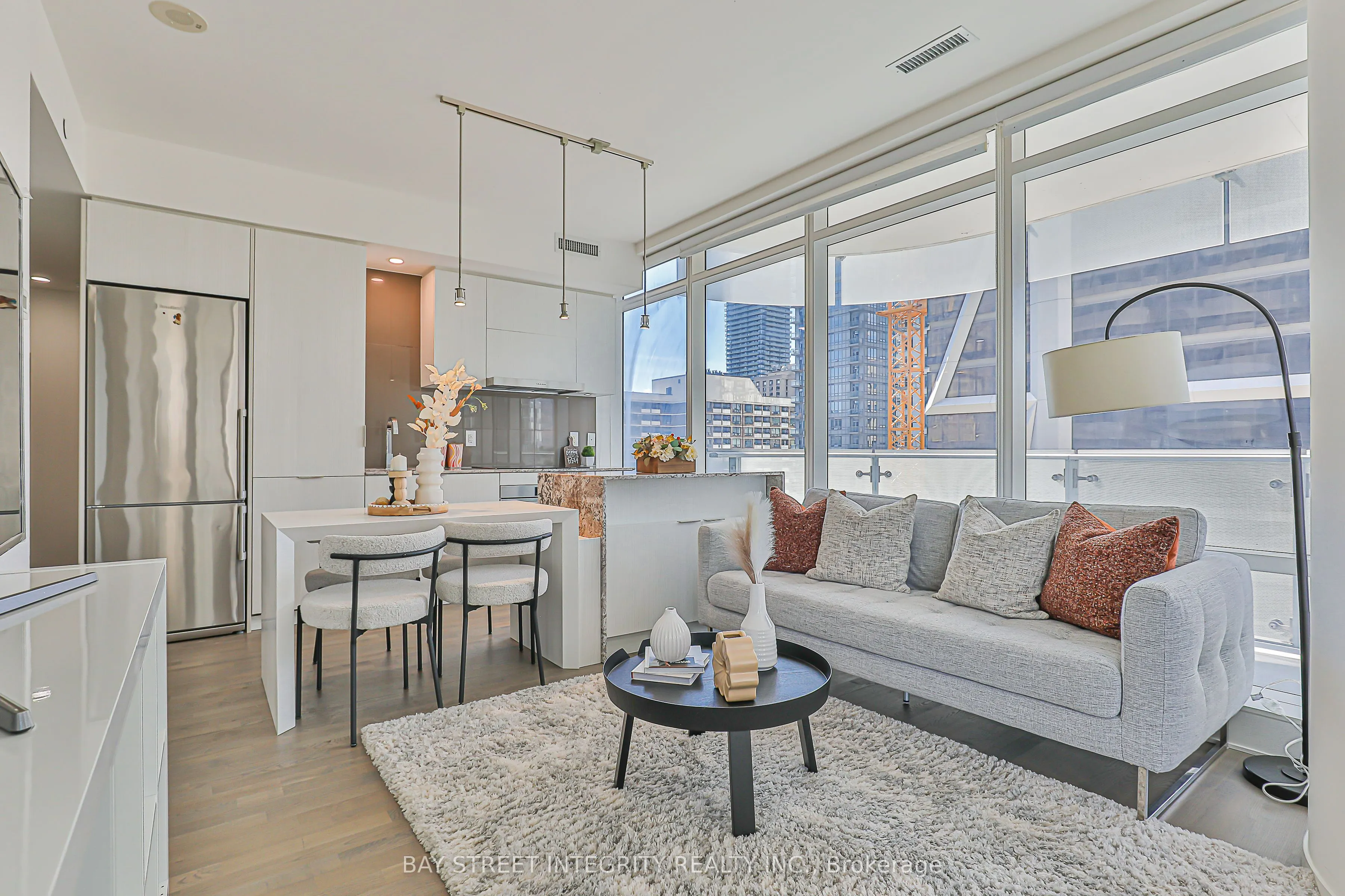 1 Bloor Street, #1110