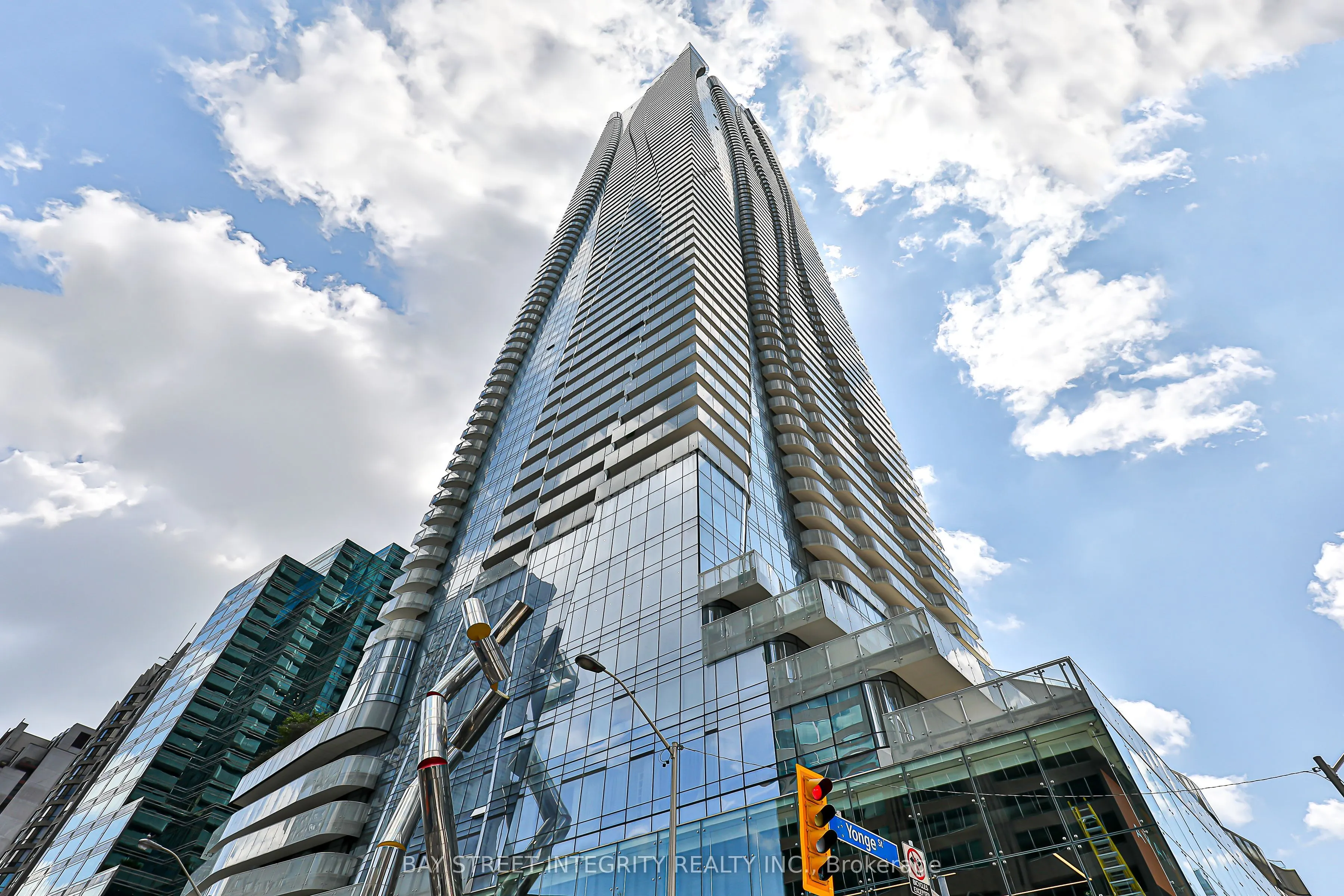 1 Bloor Street, #1110