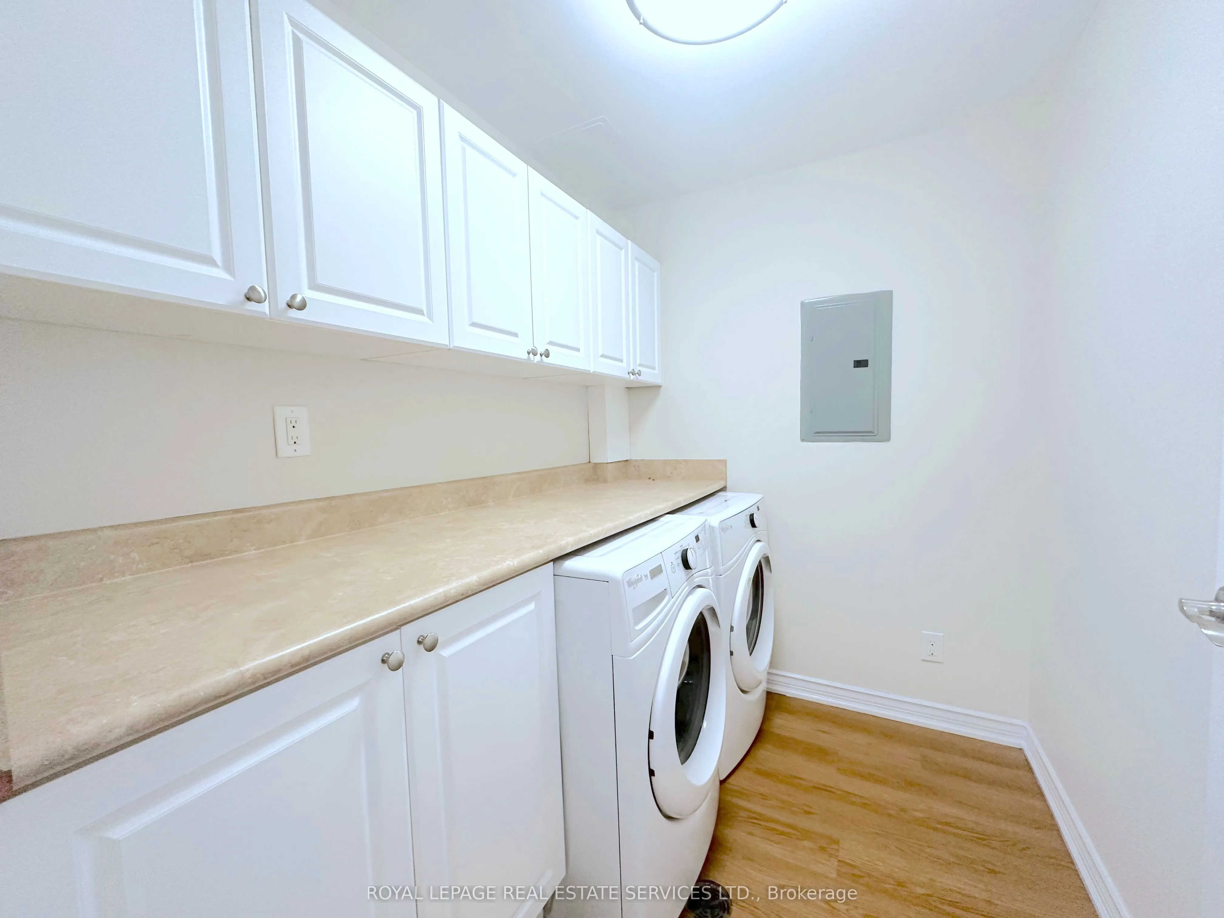 15 Brookbanks Drive, #106
