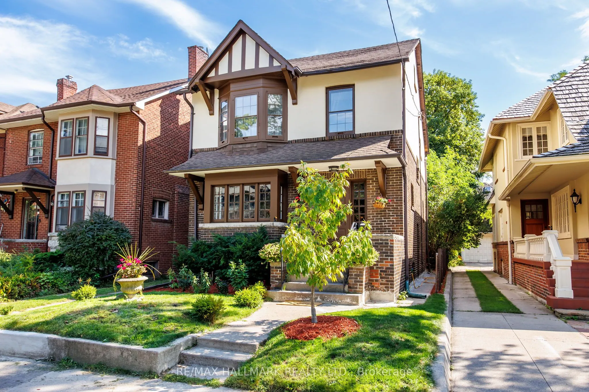 33 Austin Terrace