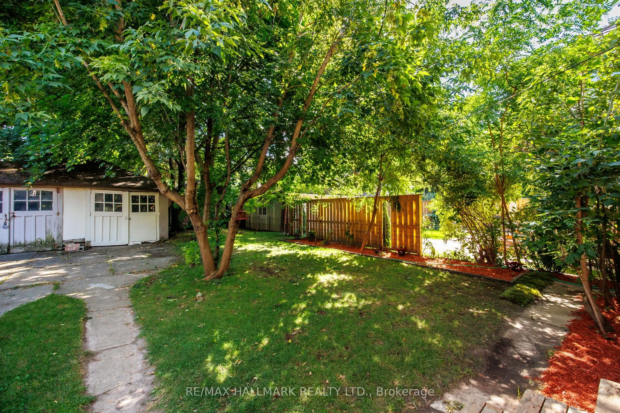 33 Austin Terrace