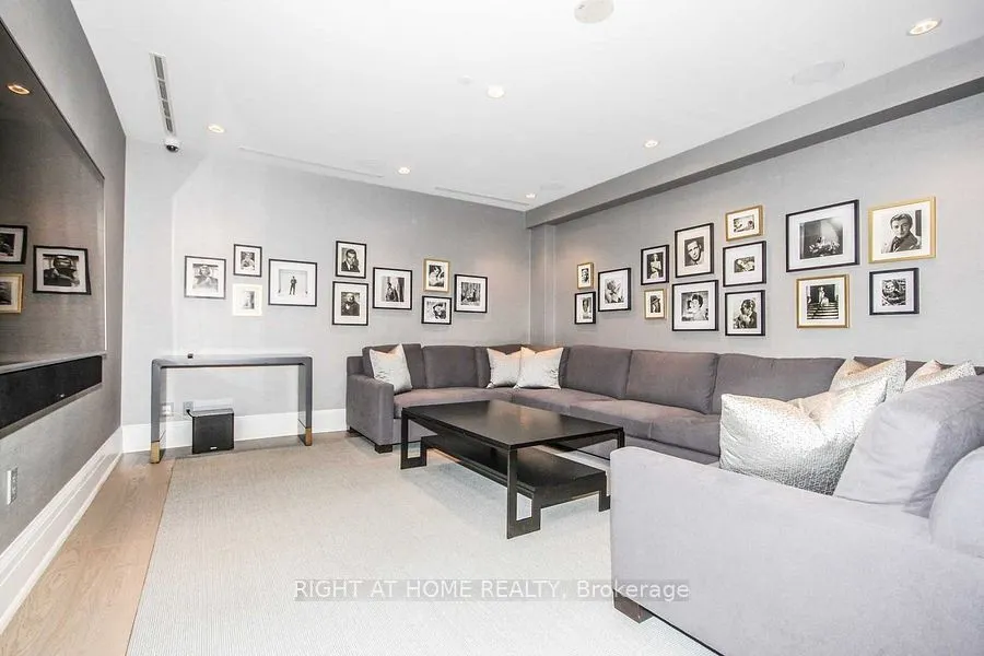 181 Davenport Road, #306