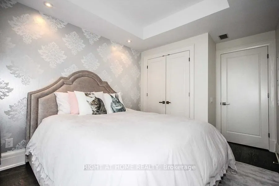 181 Davenport Road, #306
