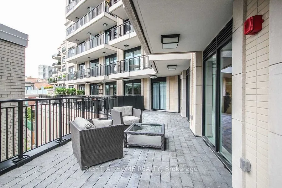 181 Davenport Road, #306
