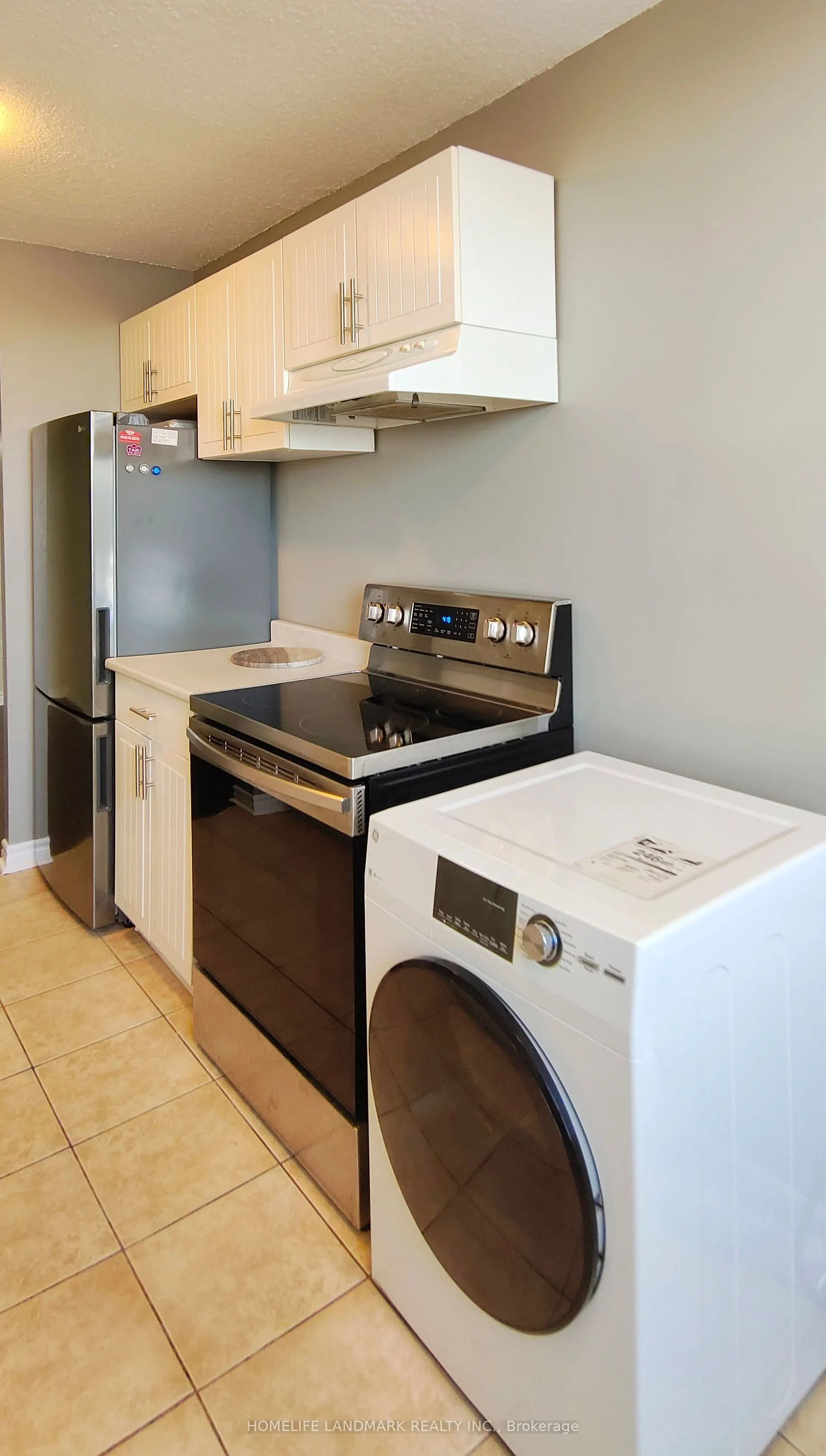 175 Hilda Avenue, #513