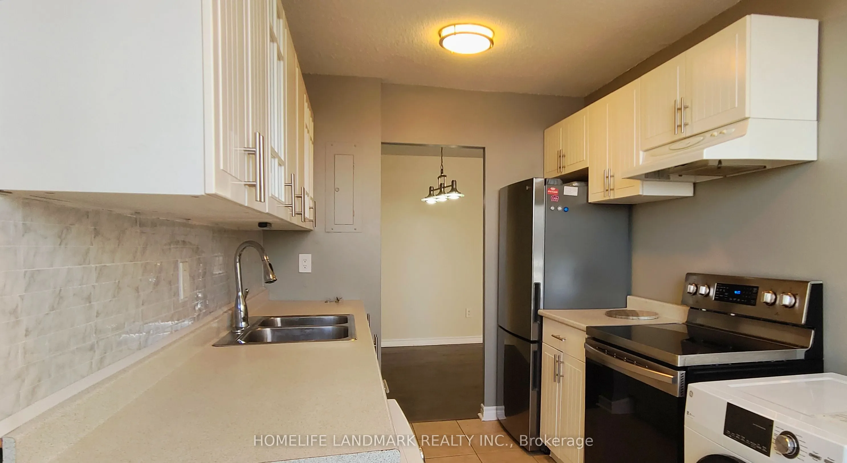 175 Hilda Avenue, #513