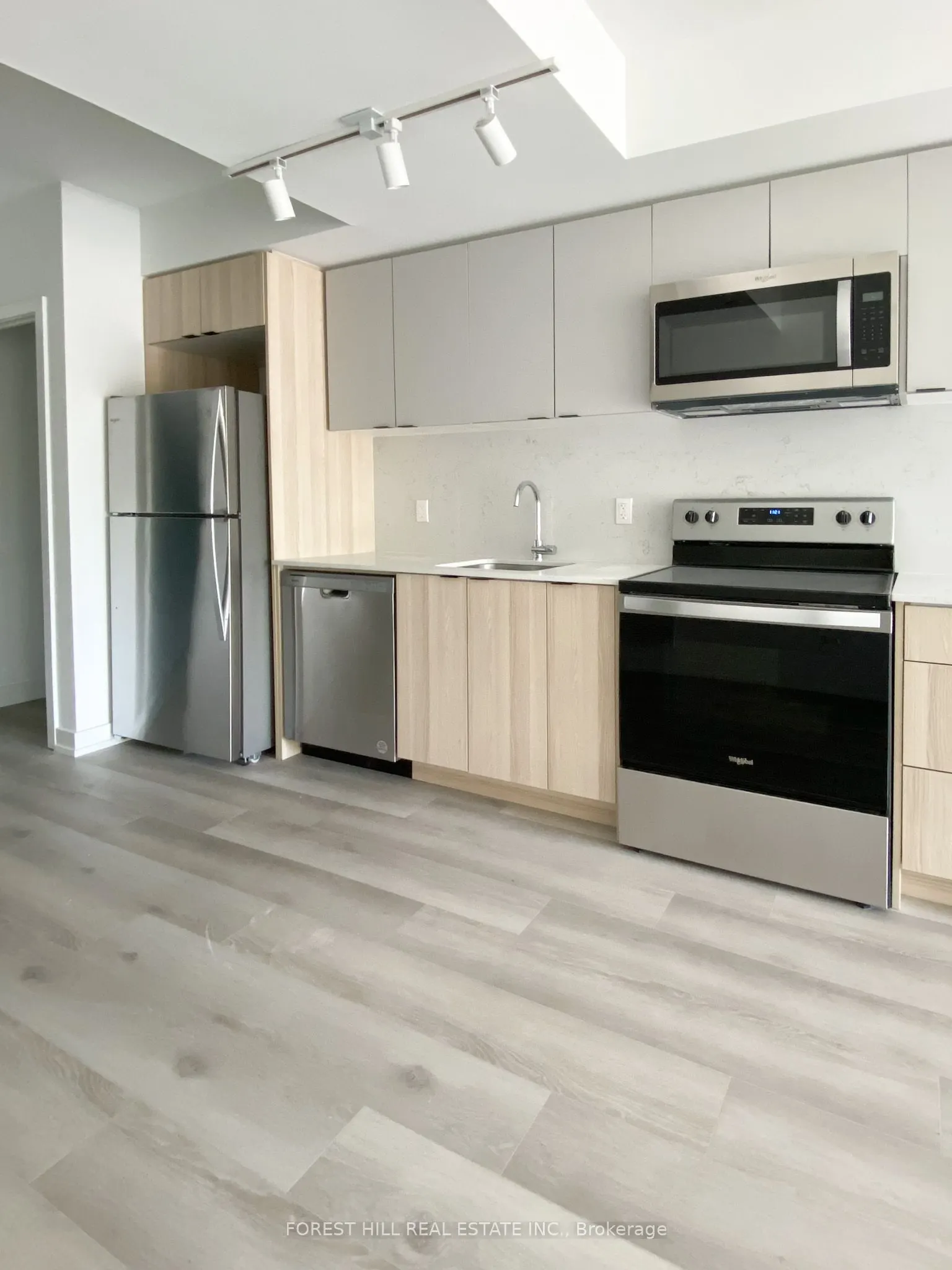 2000 Bathurst Street, #309