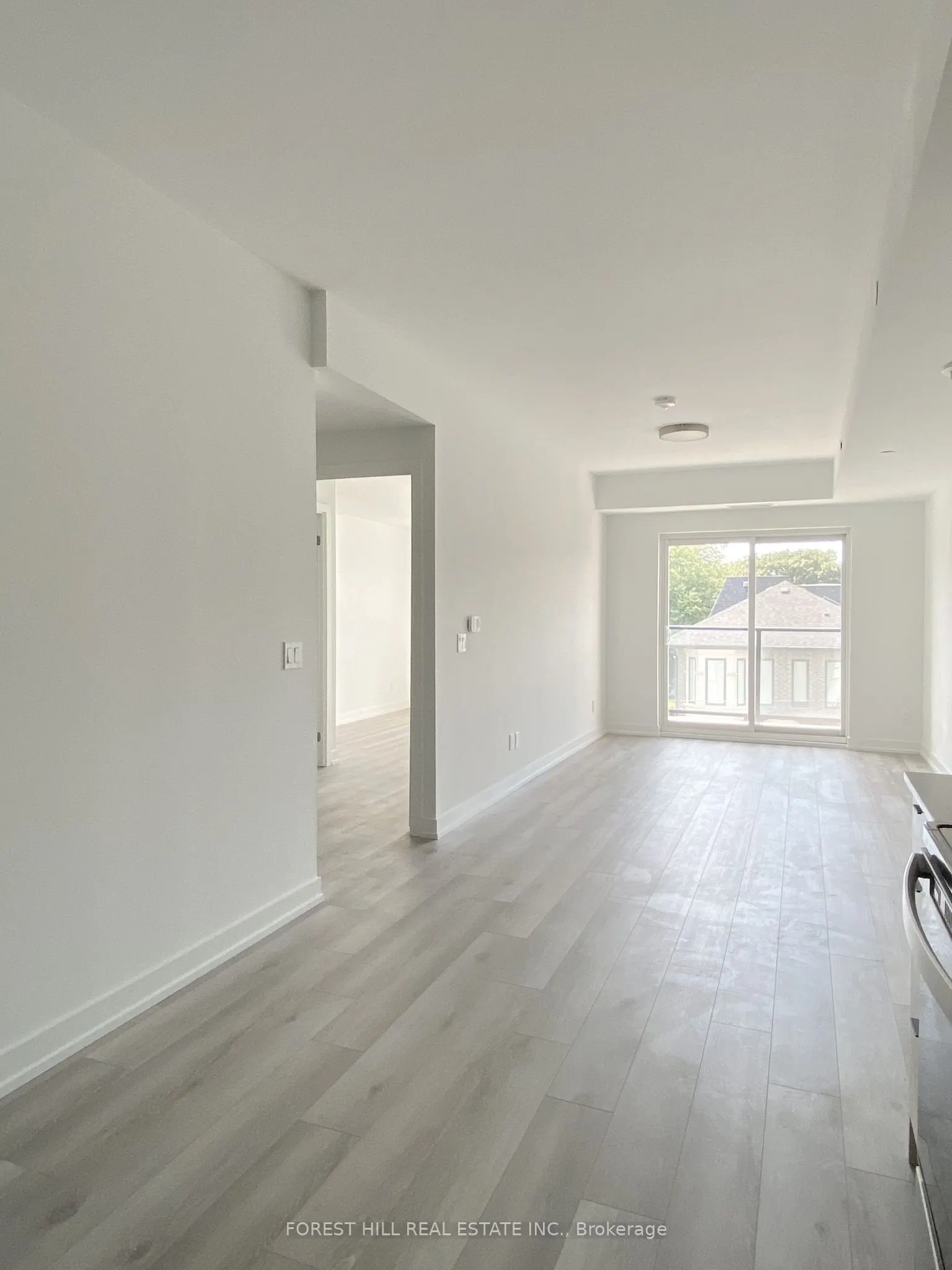 2000 Bathurst Street, #302
