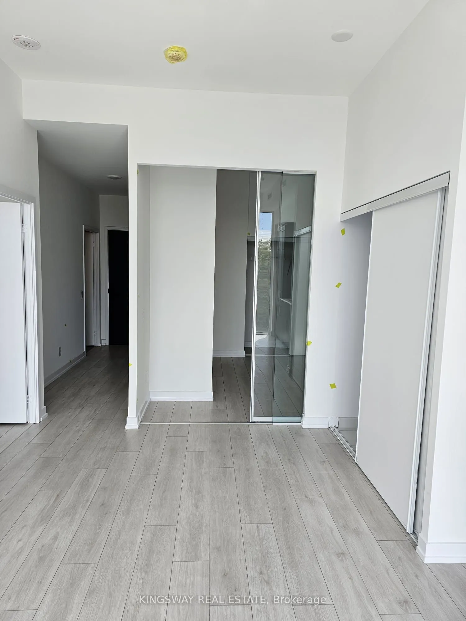 500 Dupont Street, #307