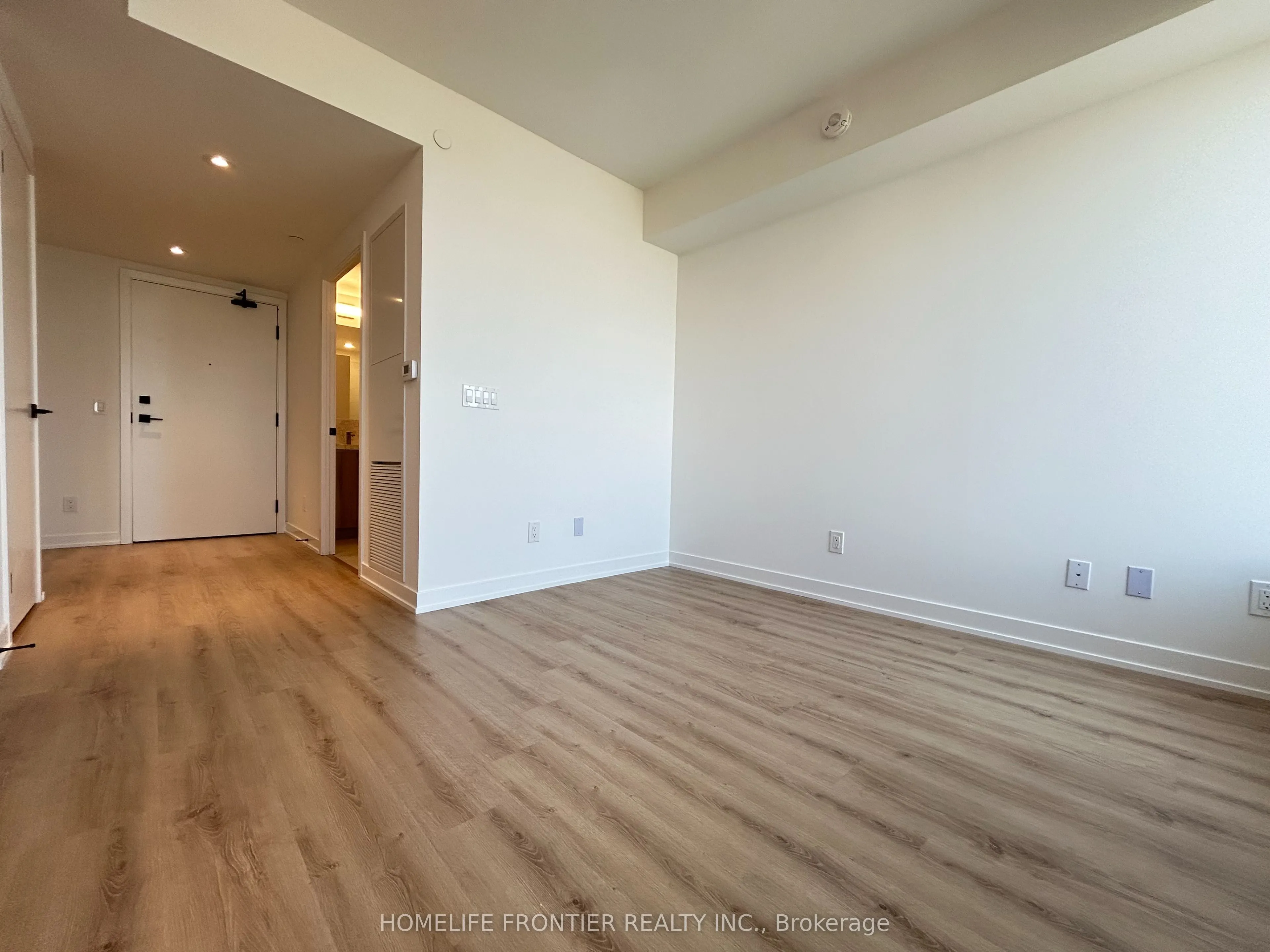 319 Jarvis Street, #3812
