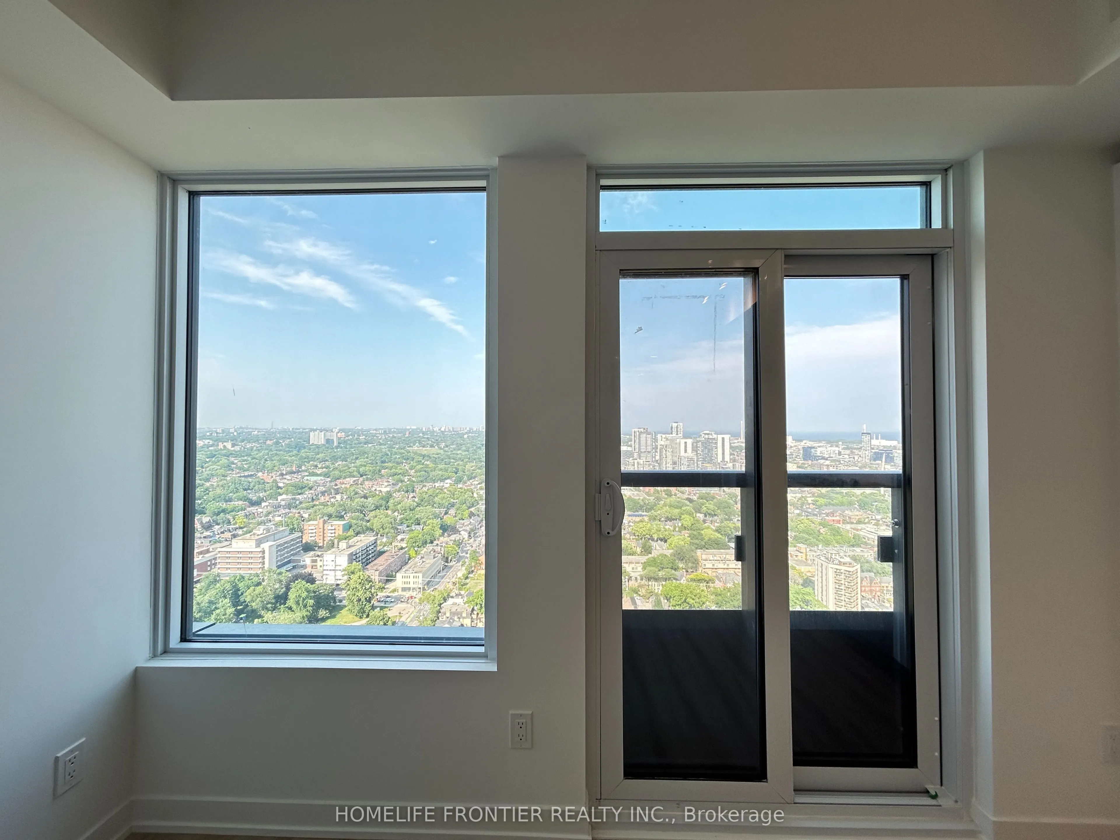 319 Jarvis Street, #3812
