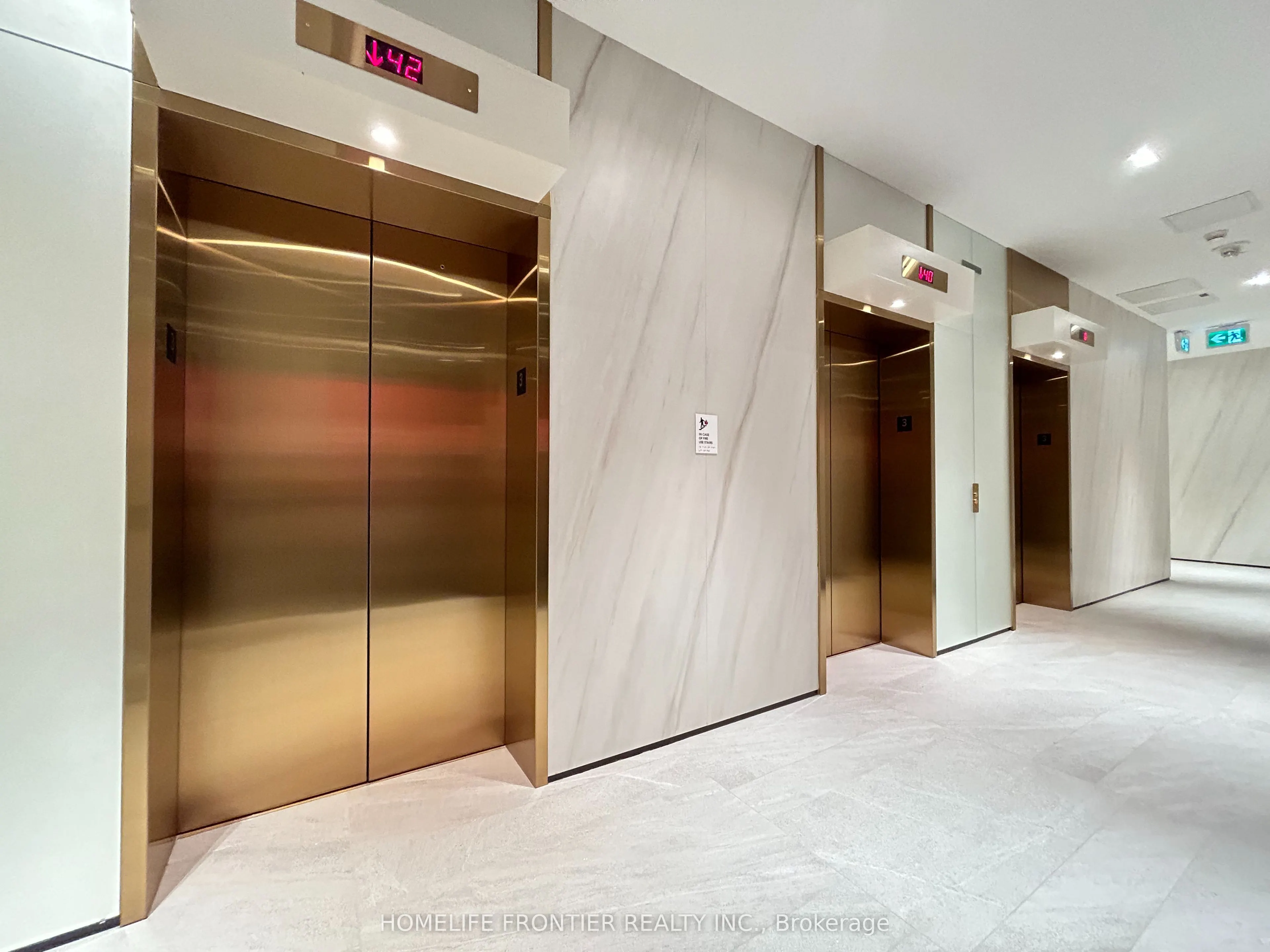 319 Jarvis Street, #3812