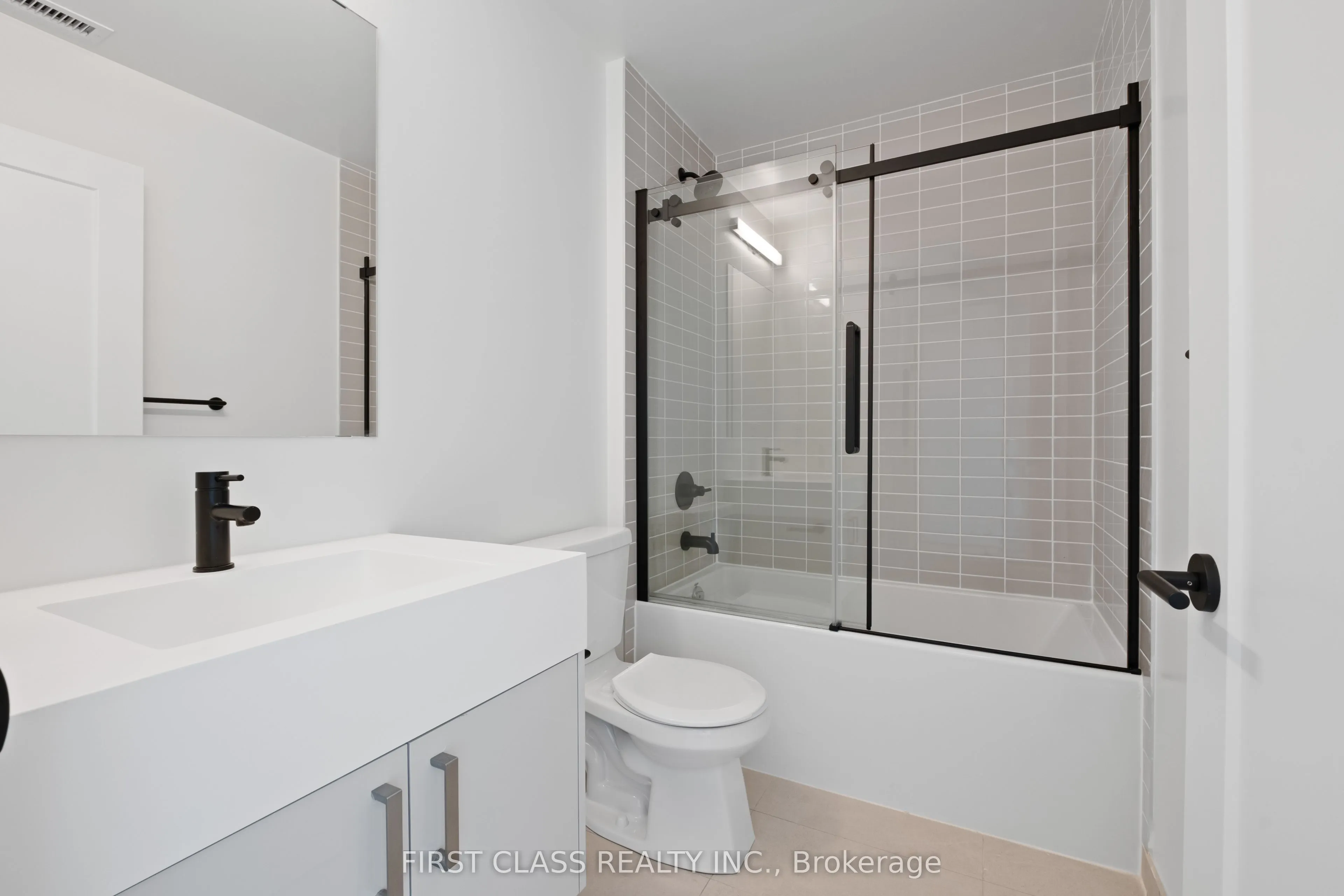 280 Dundas Street, #2911