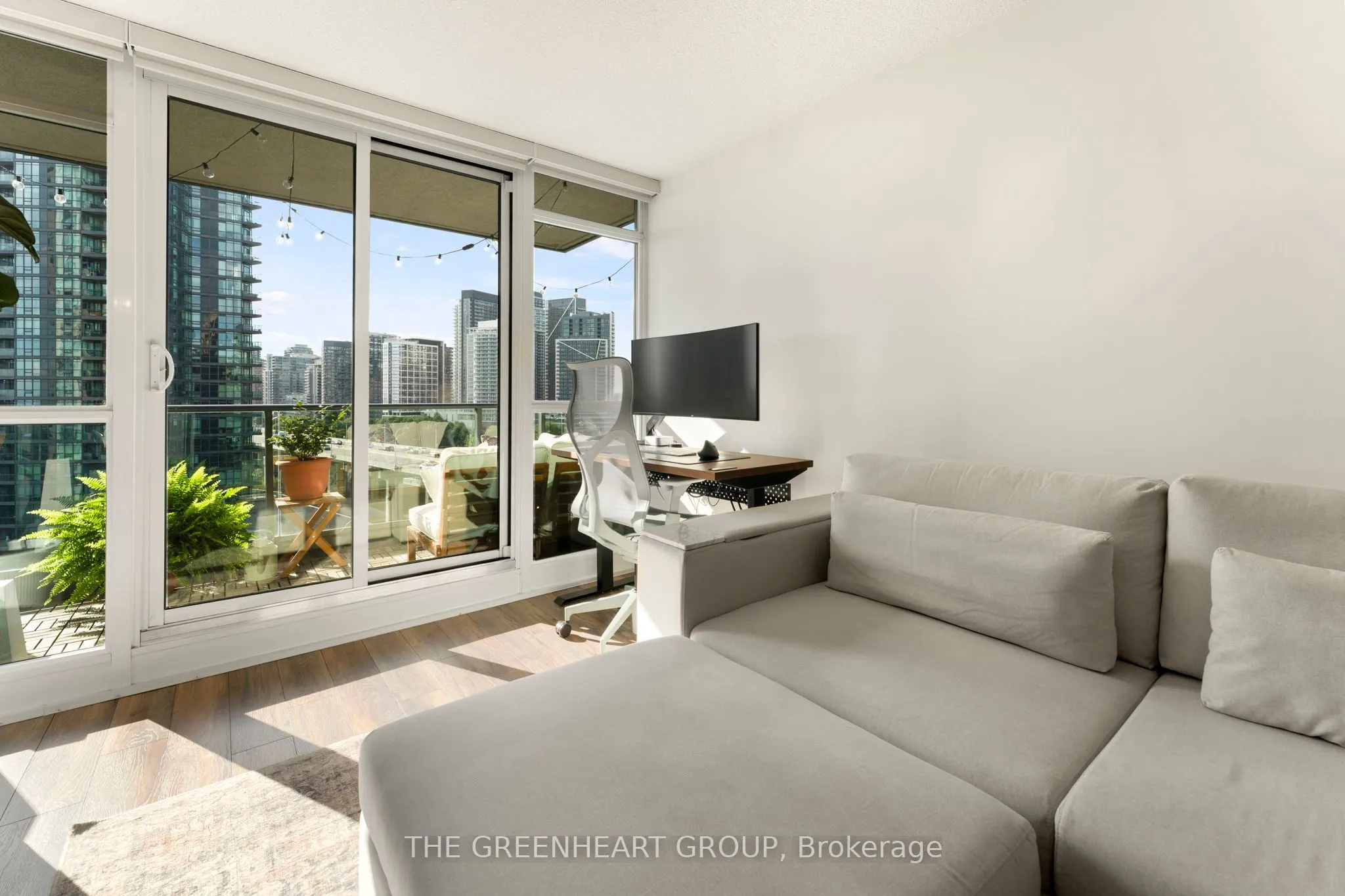 209 Fort York Boulevard, #1455