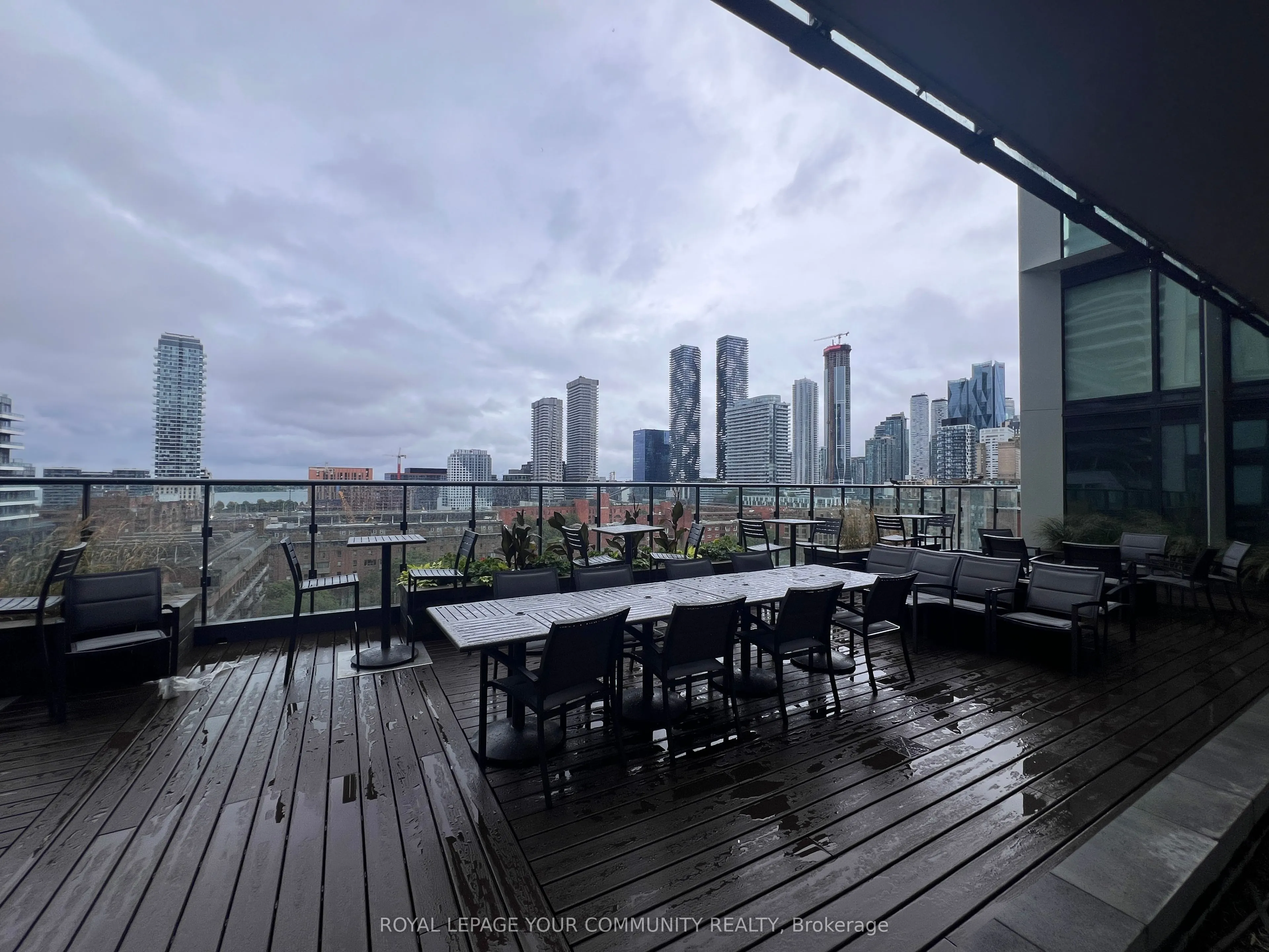 158 Front Street E, #320