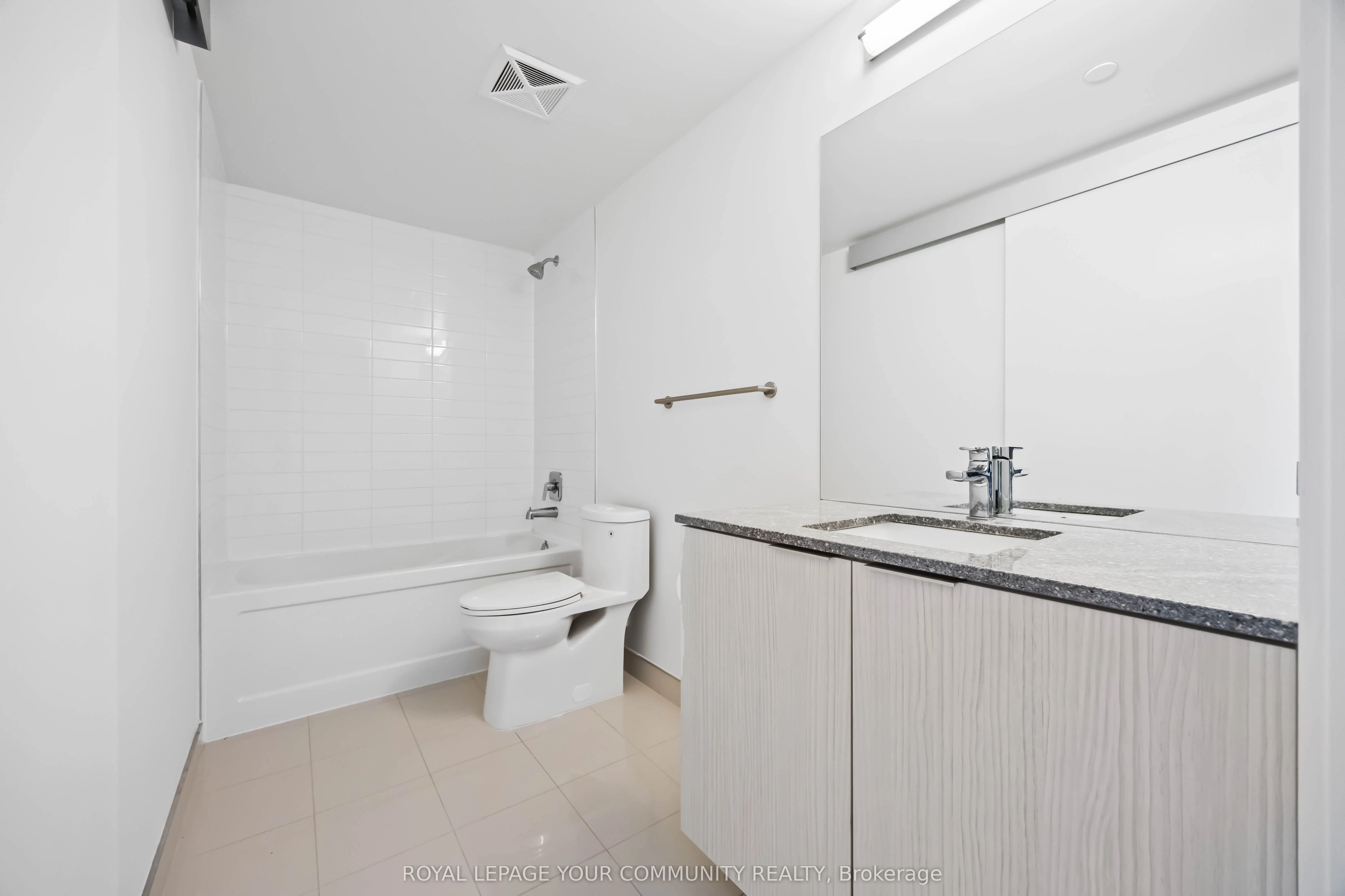 158 Front Street E, #320