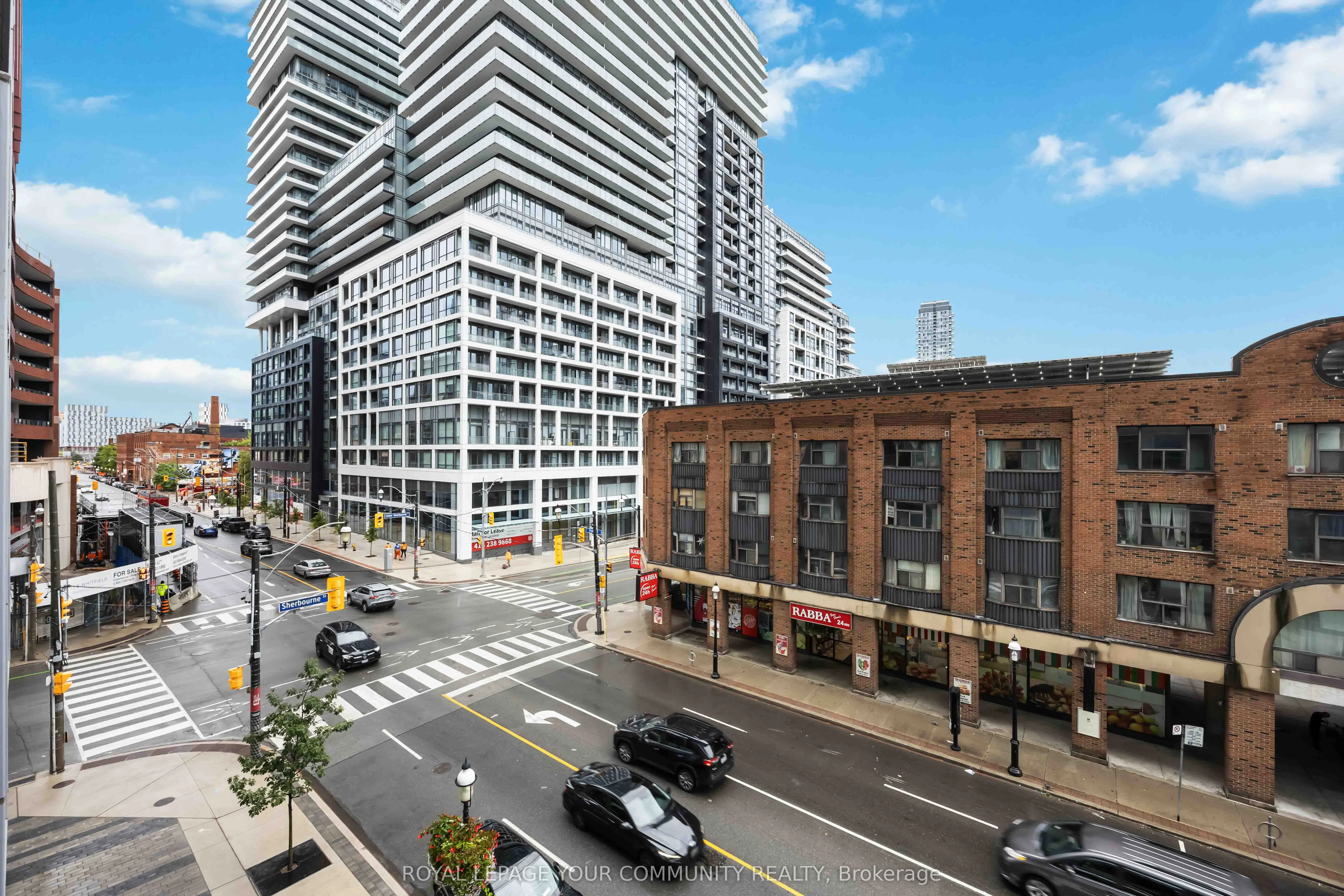 158 Front Street E, #320
