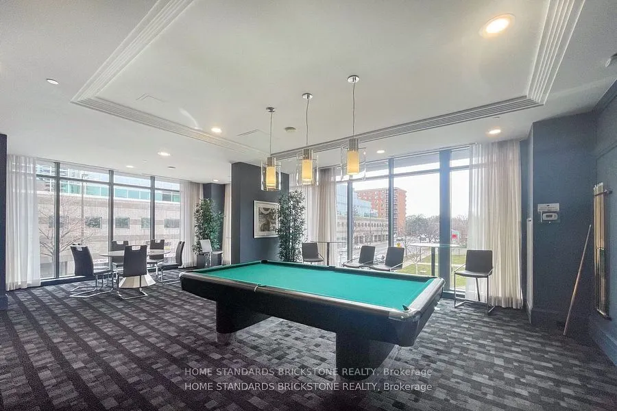 5168 Yonge Street, #601