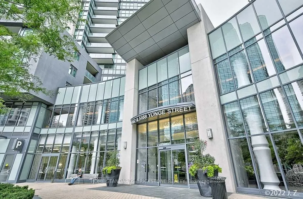 5168 Yonge Street, #601