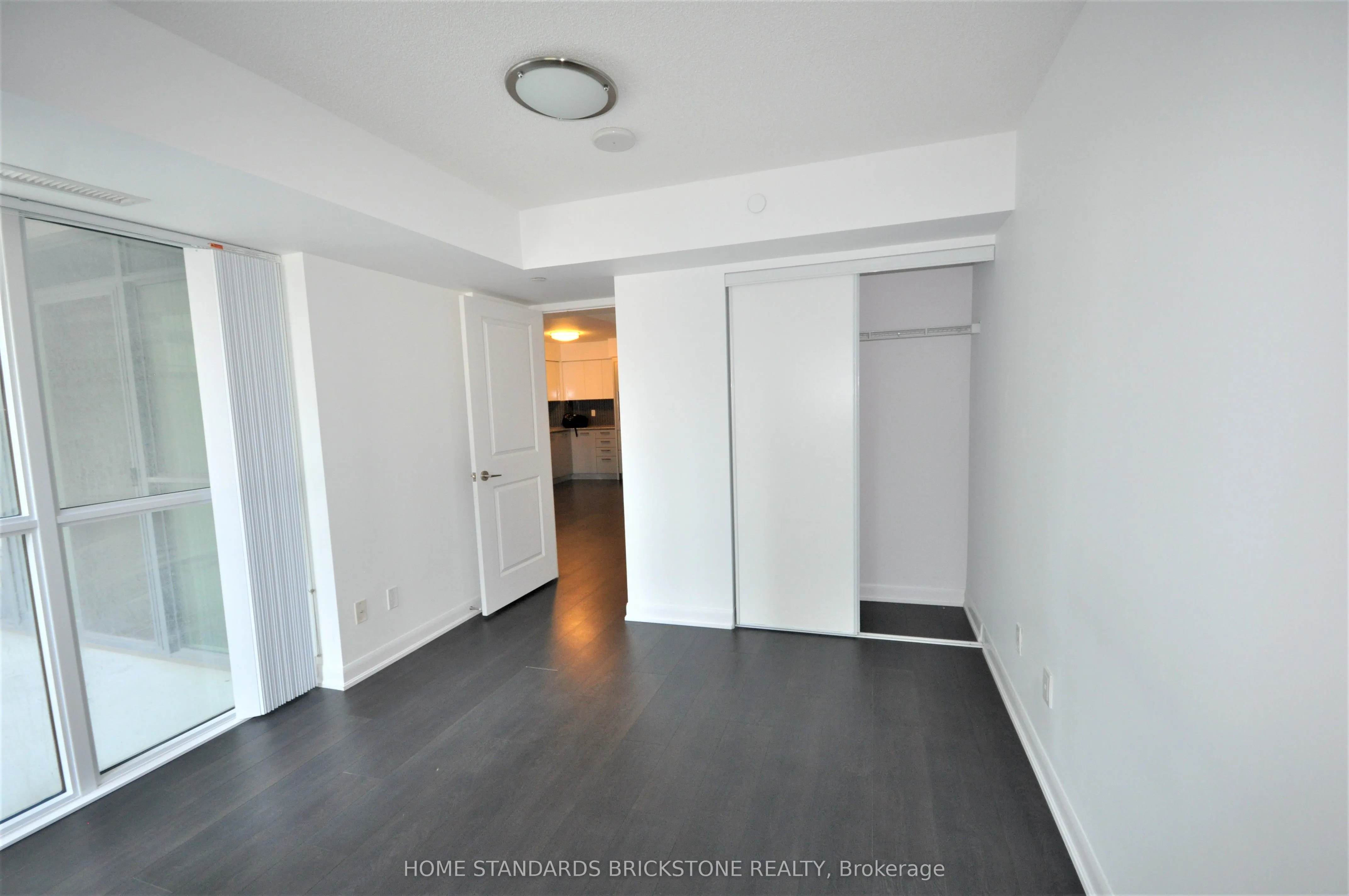 5168 Yonge Street, #601