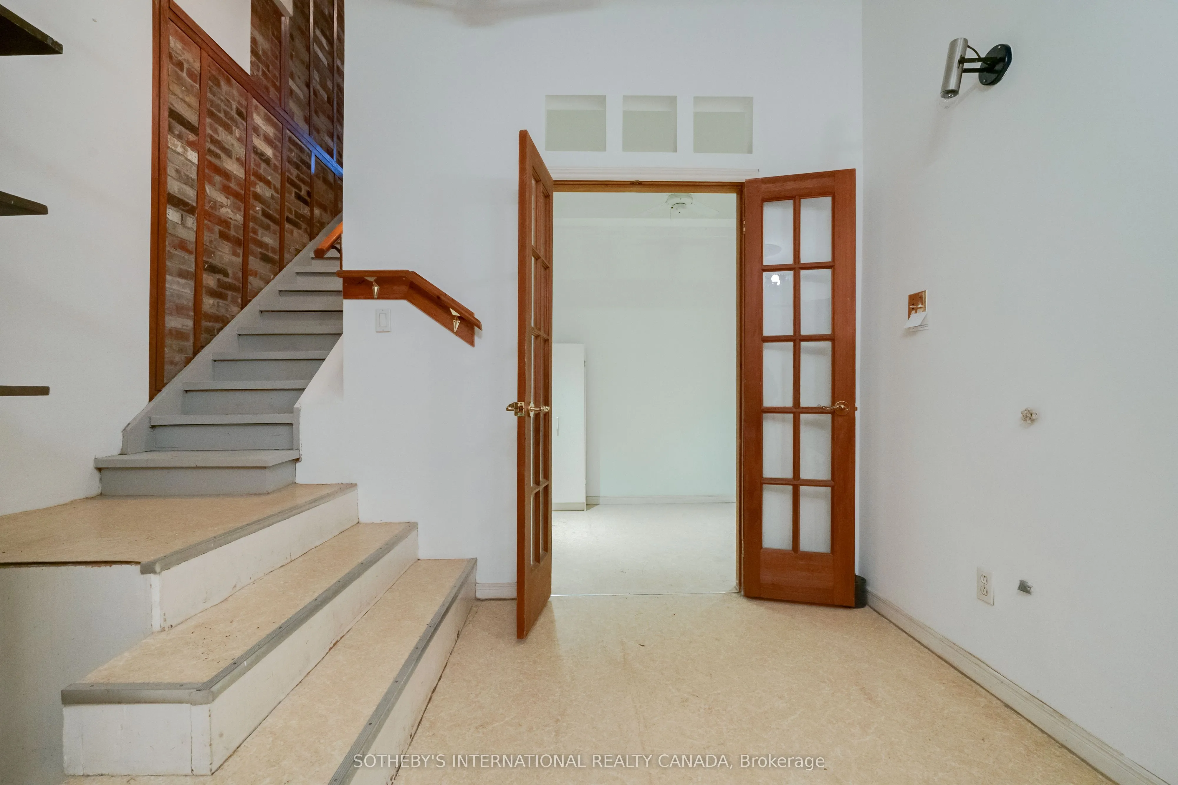 237 Carlton Street
