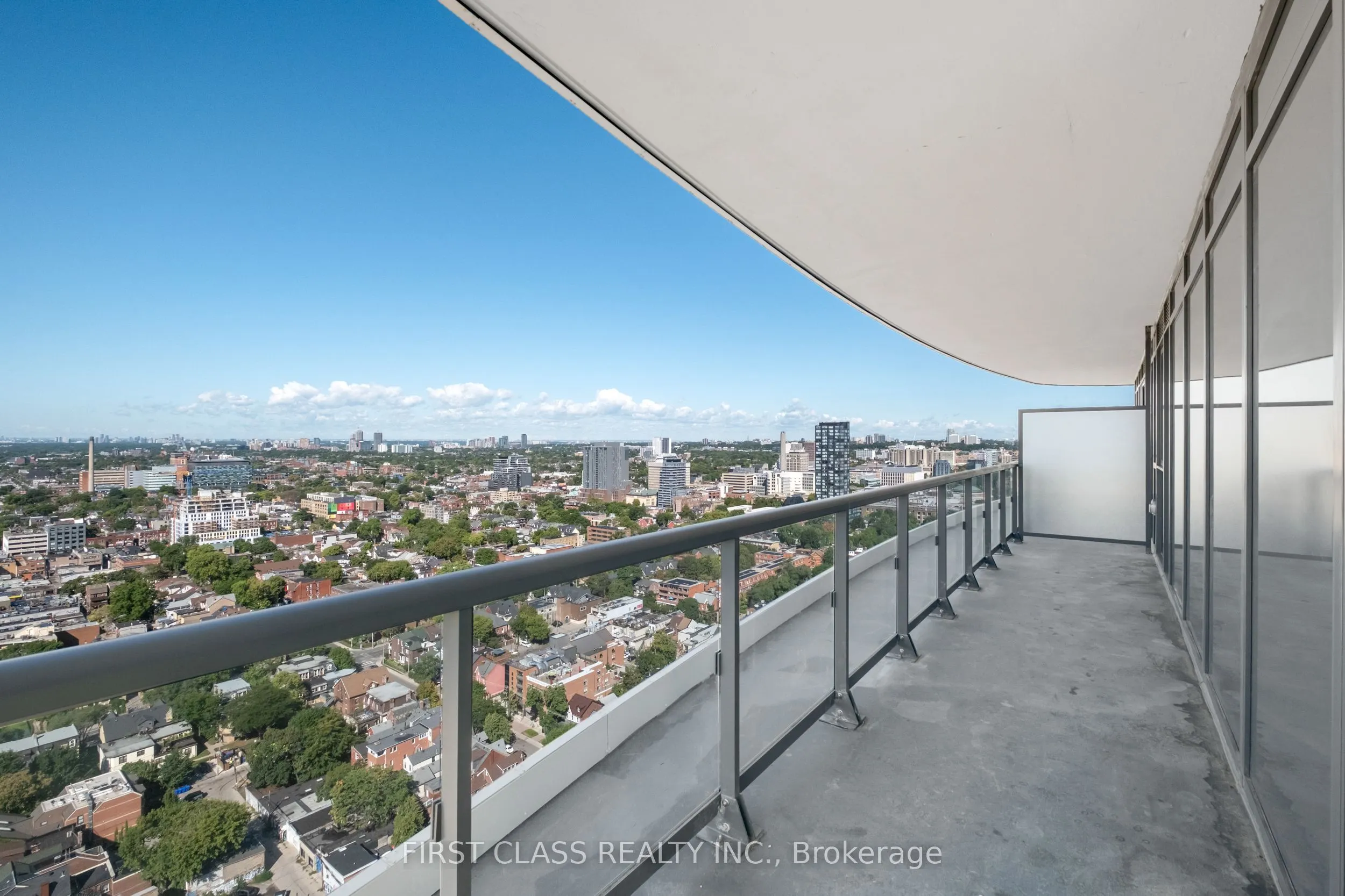 280 Dundas Street W, #2910
