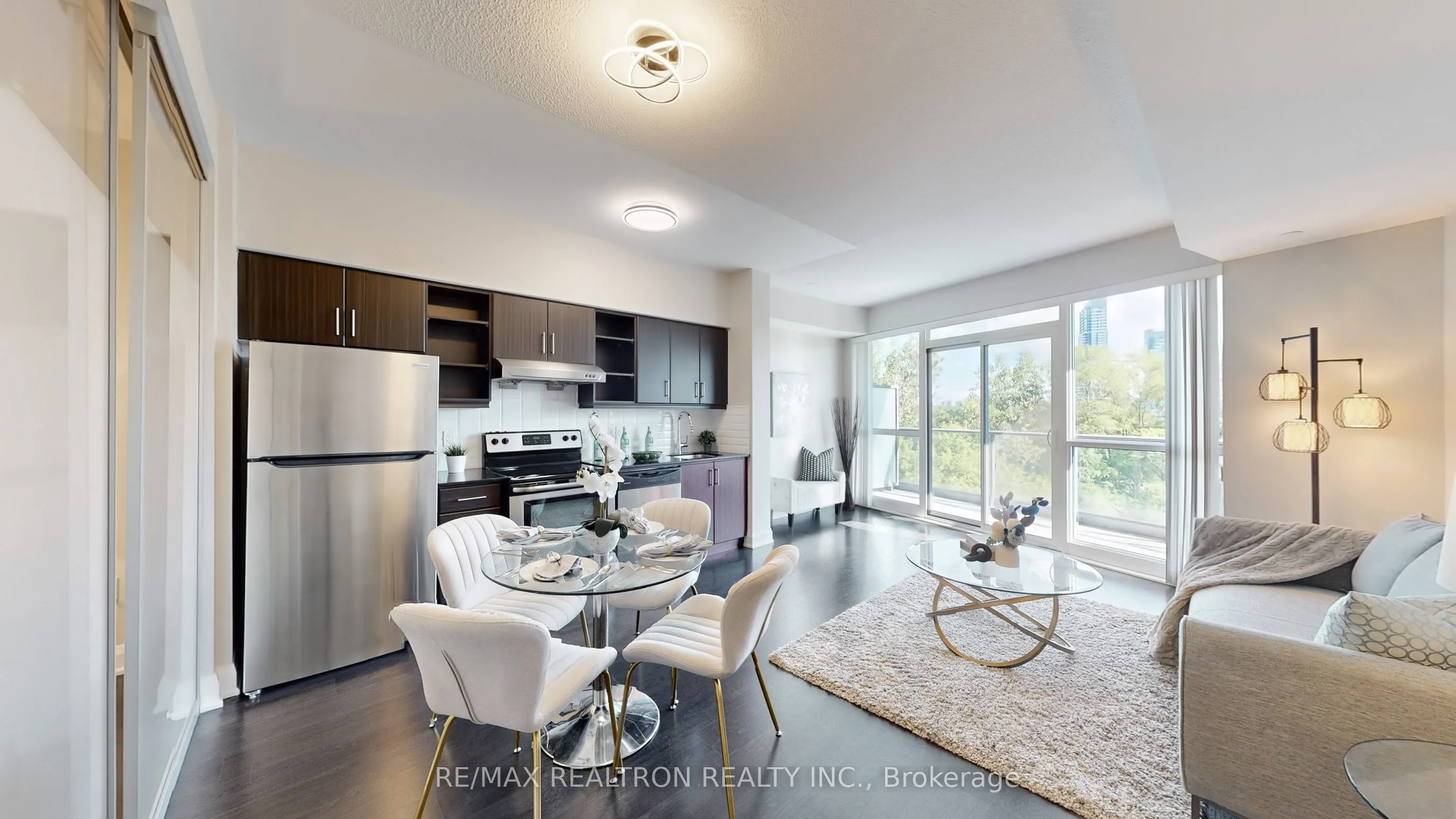 160 Vanderhoof Avenue, #303