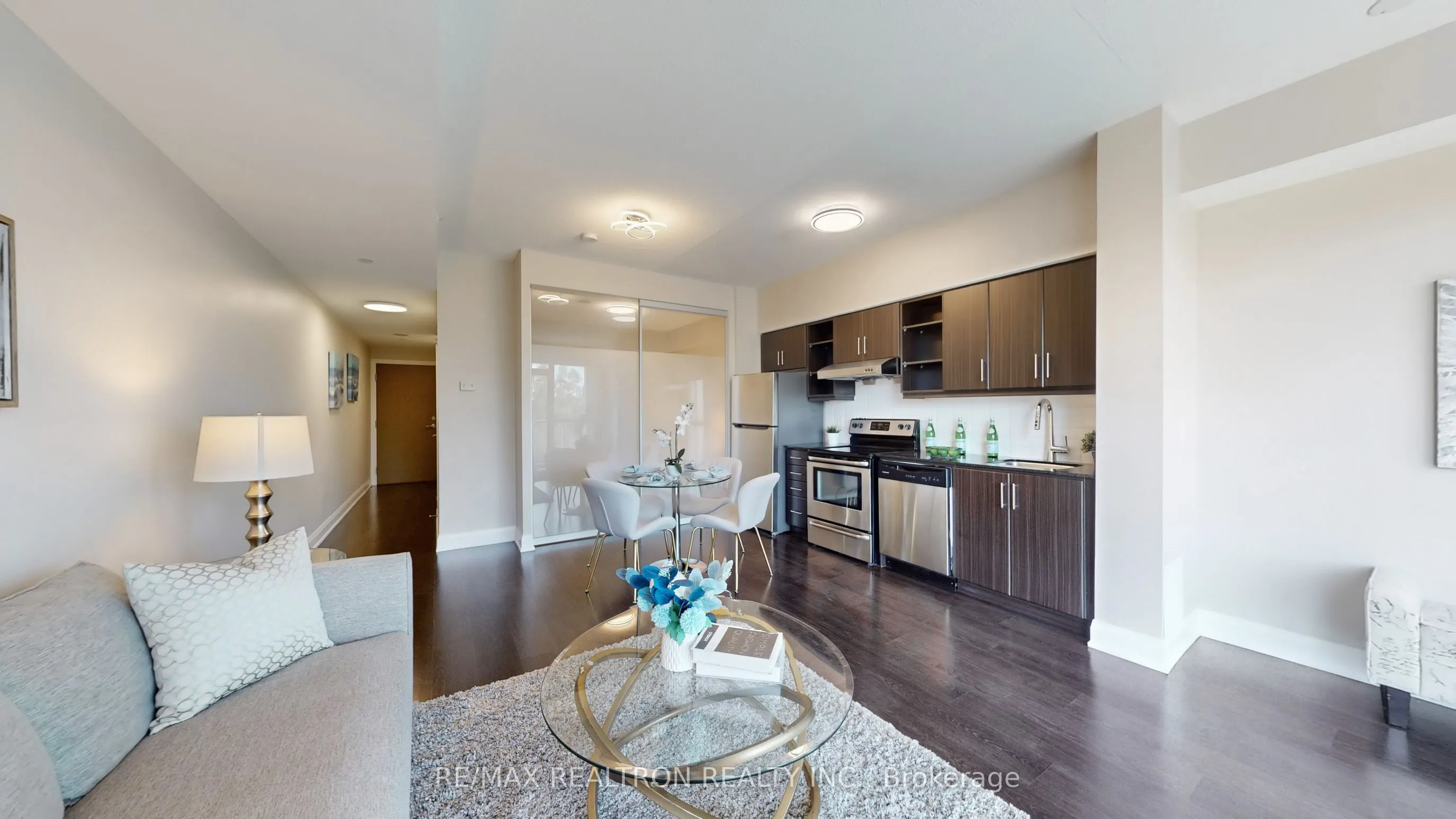 160 Vanderhoof Avenue, #303