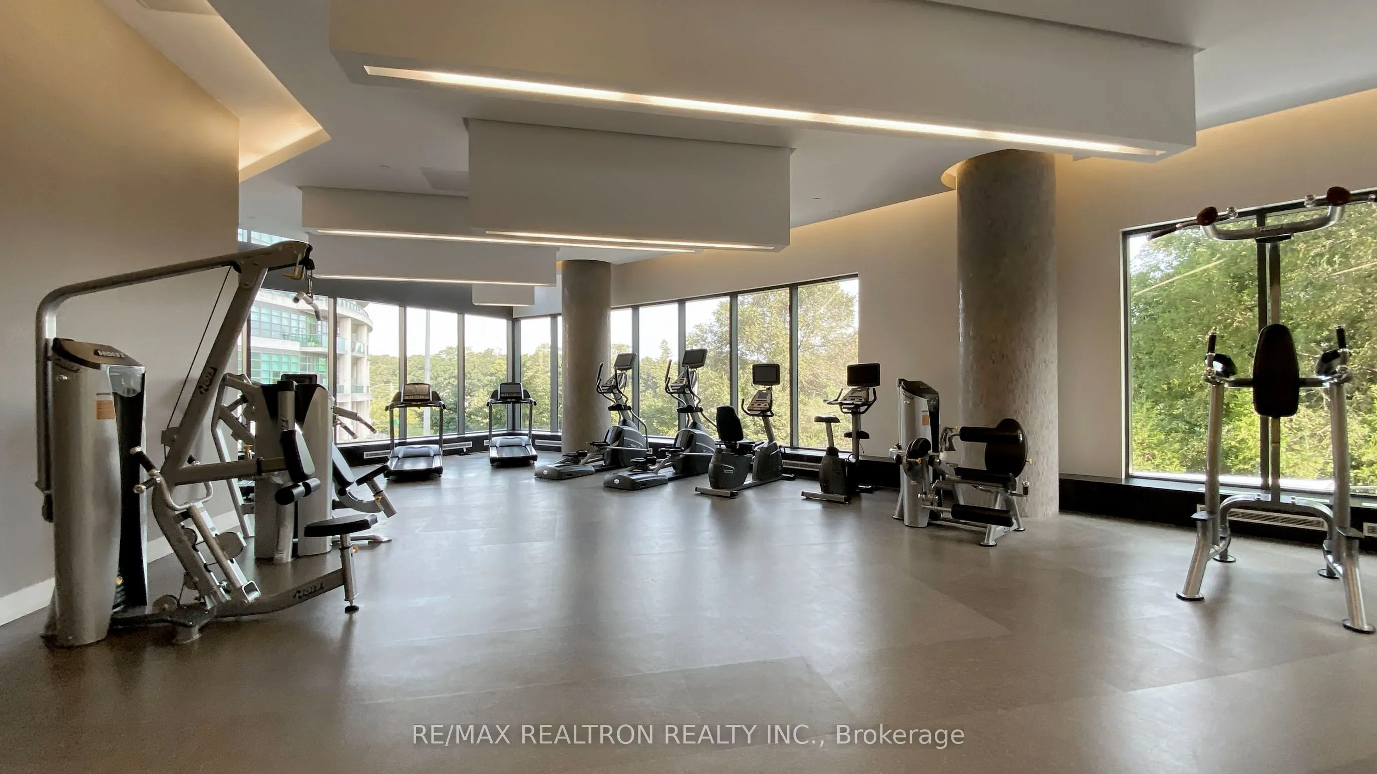 160 Vanderhoof Avenue, #303