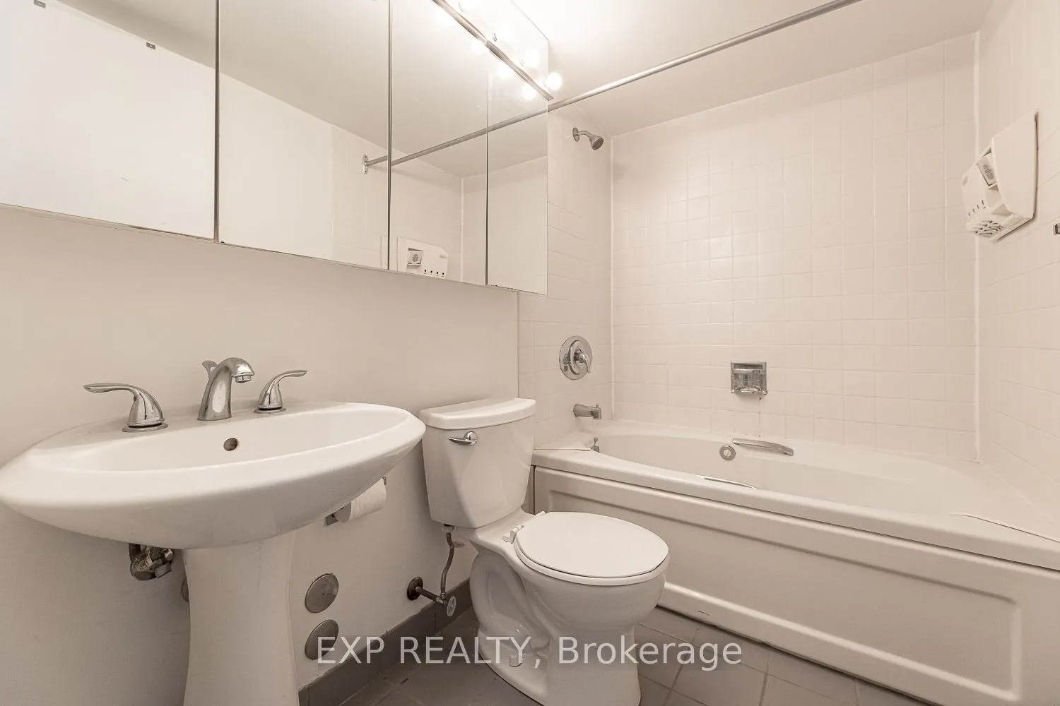 1055 Bay Street, #1903
