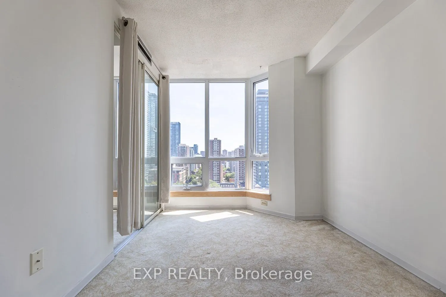 1055 Bay Street, #1903