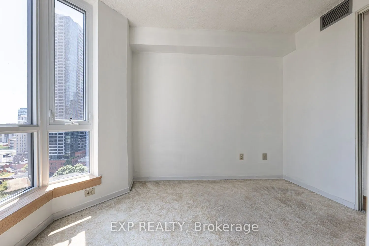 1055 Bay Street, #1903