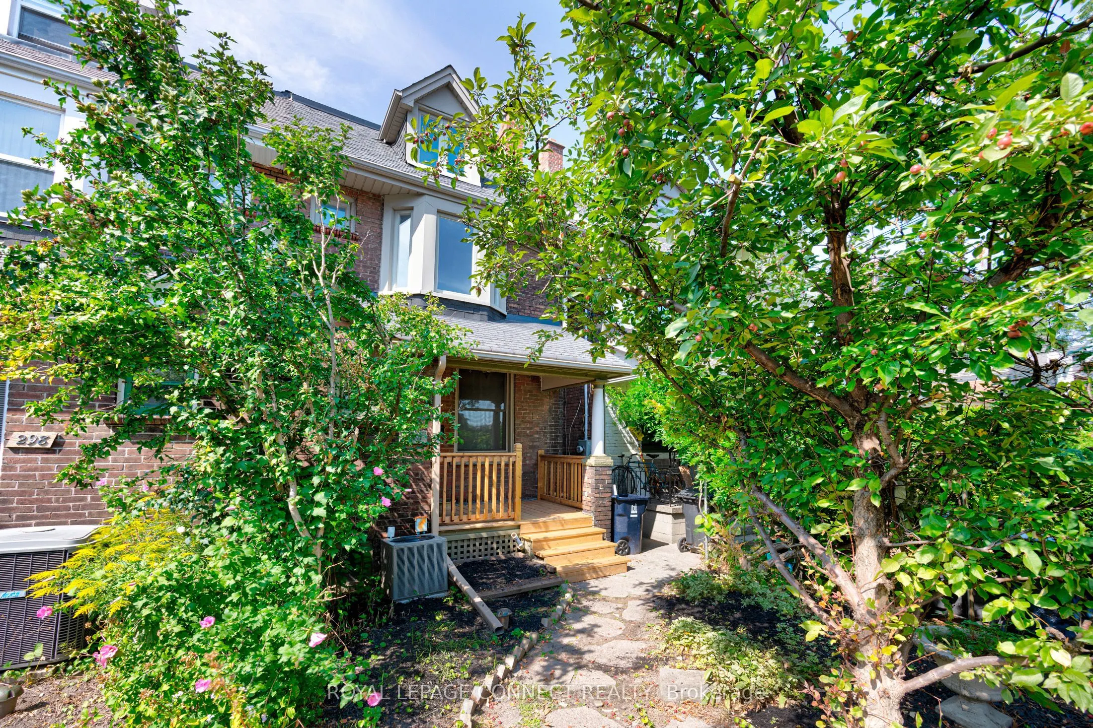 300 Gladstone Avenue, #Upper
