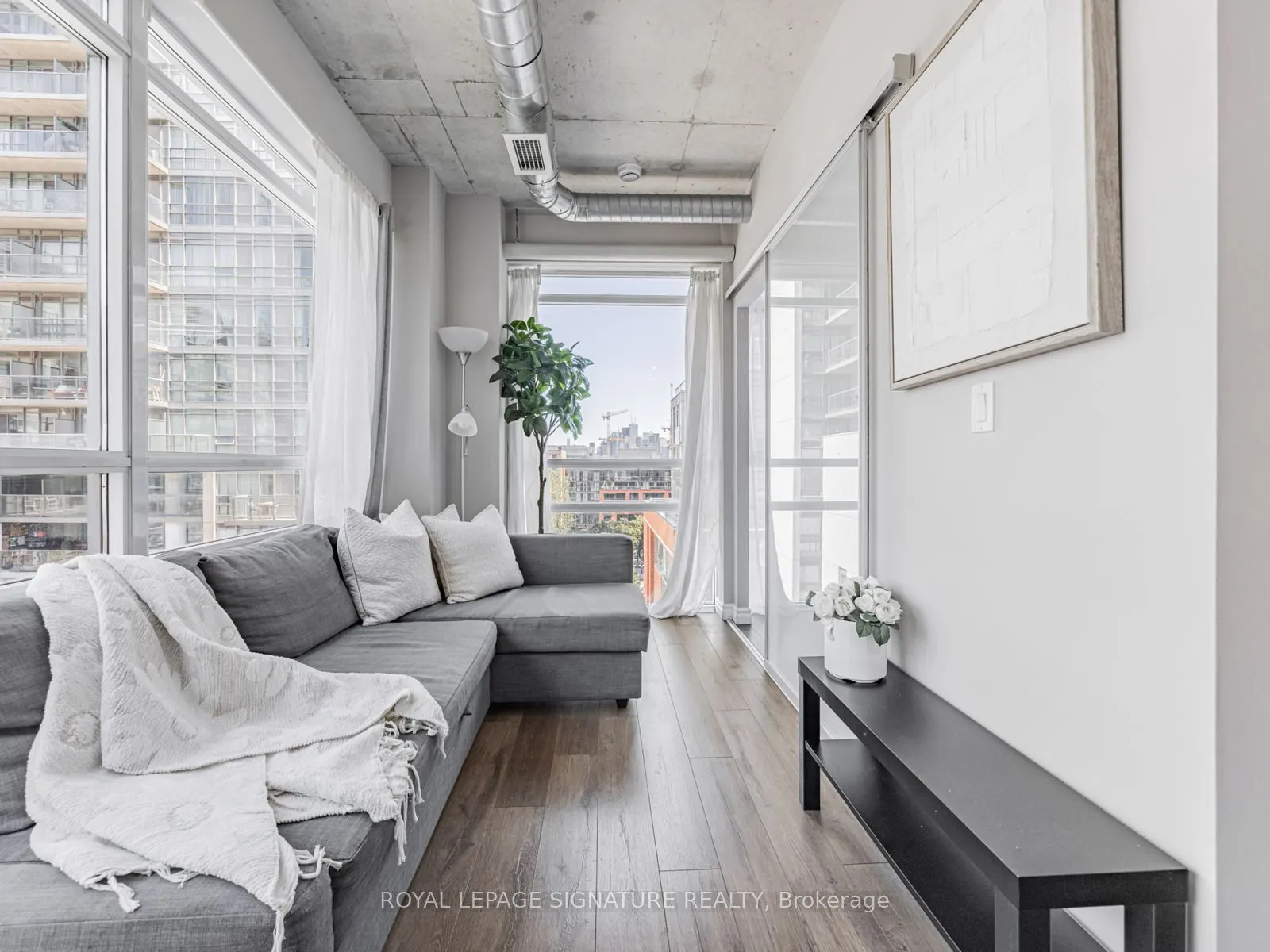 170 Sudbury Street, #806