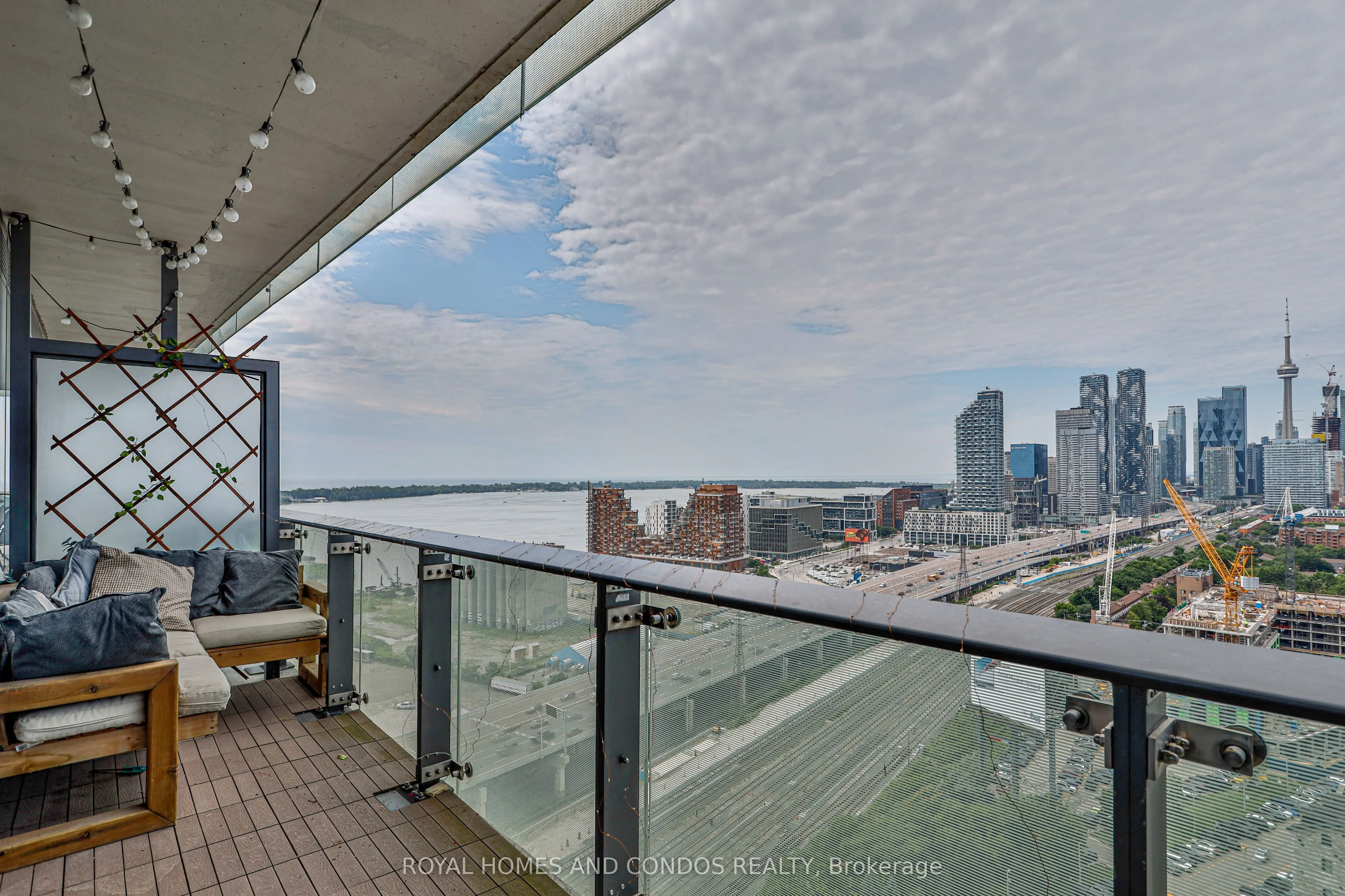 70 Distillery Lane, #2309