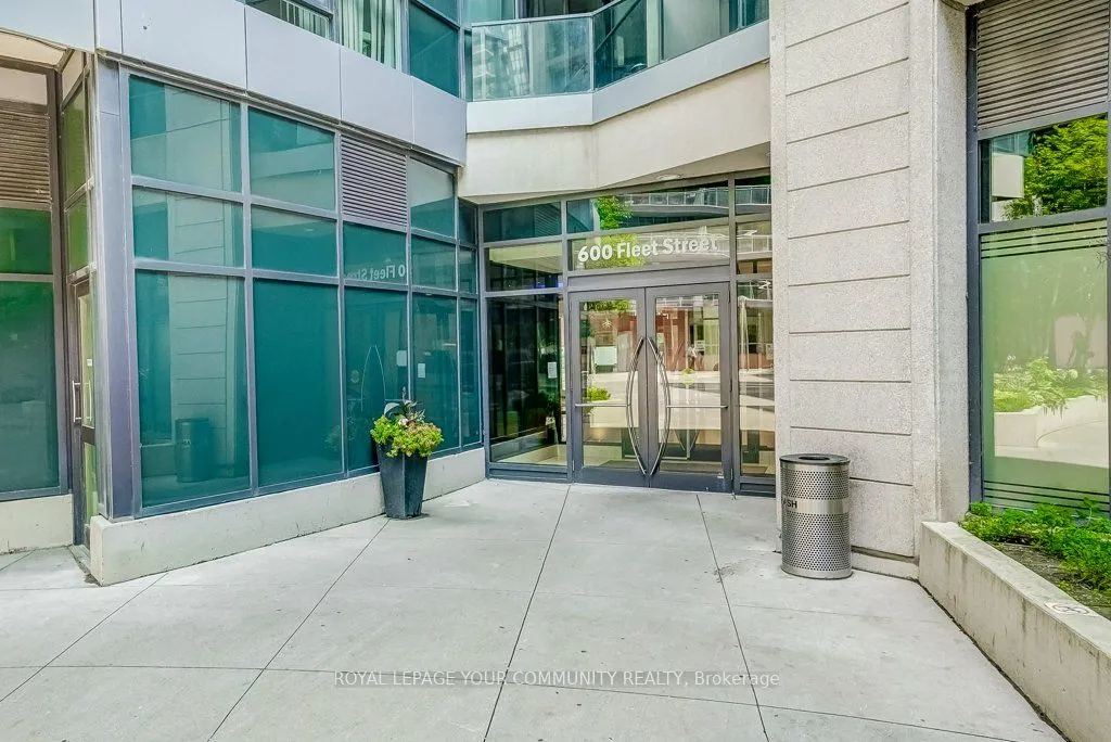 600 fleet Street, #334