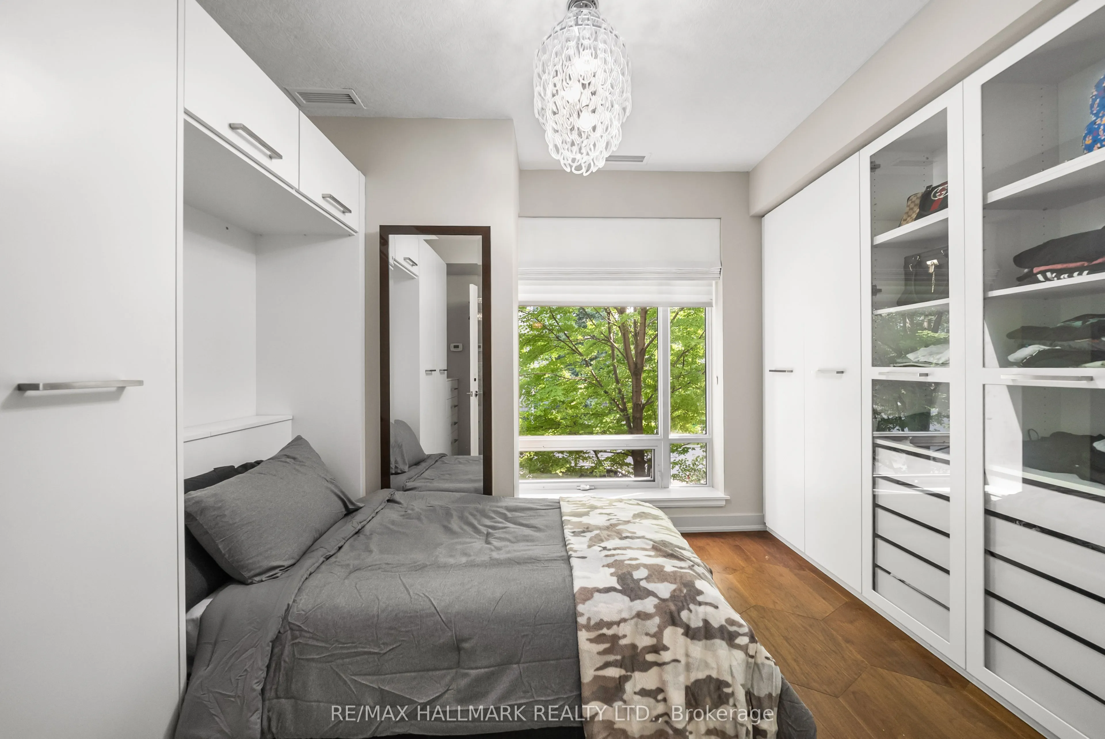 23 Sheppard Avenue E, #TH11