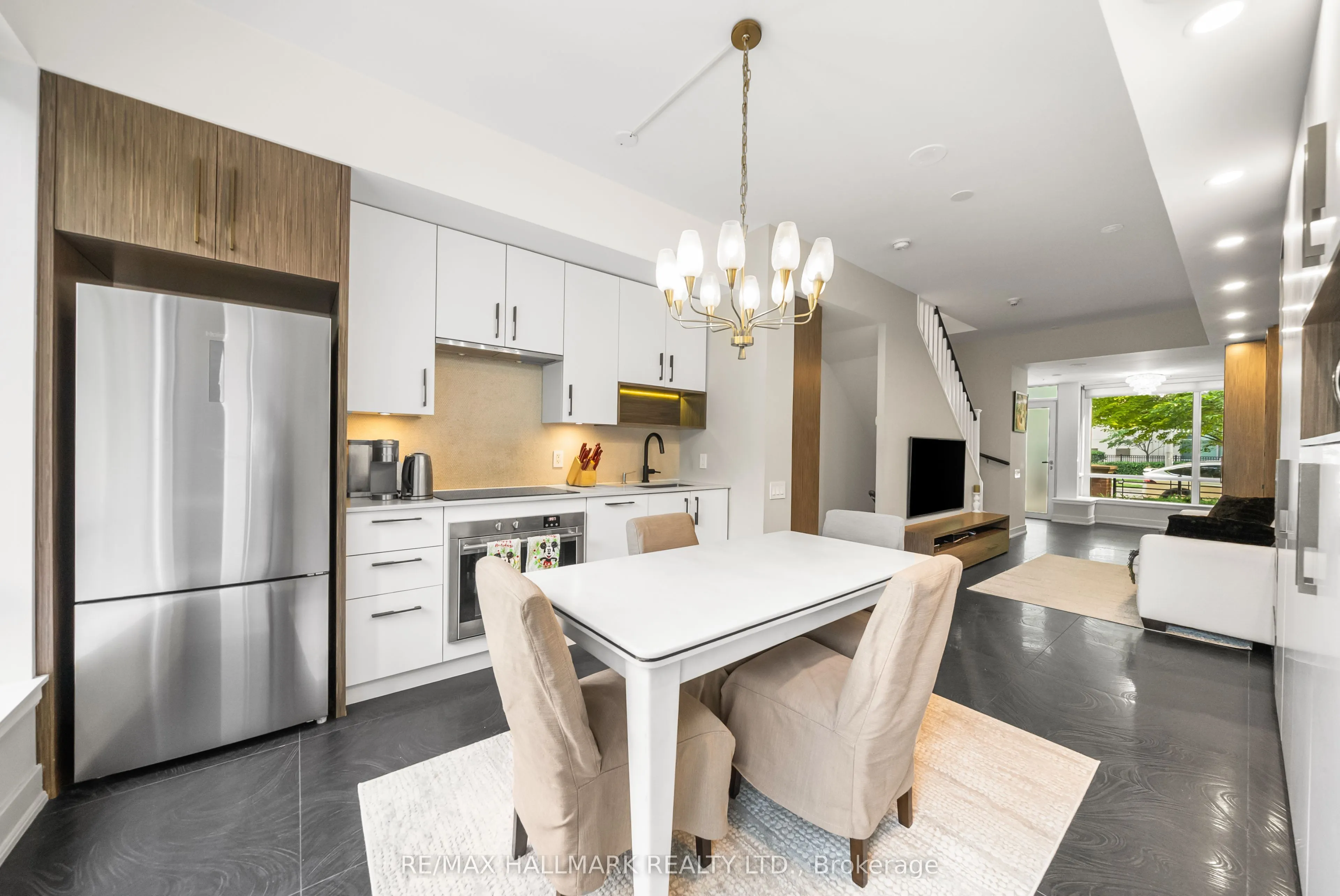 23 Sheppard Avenue E, #TH11