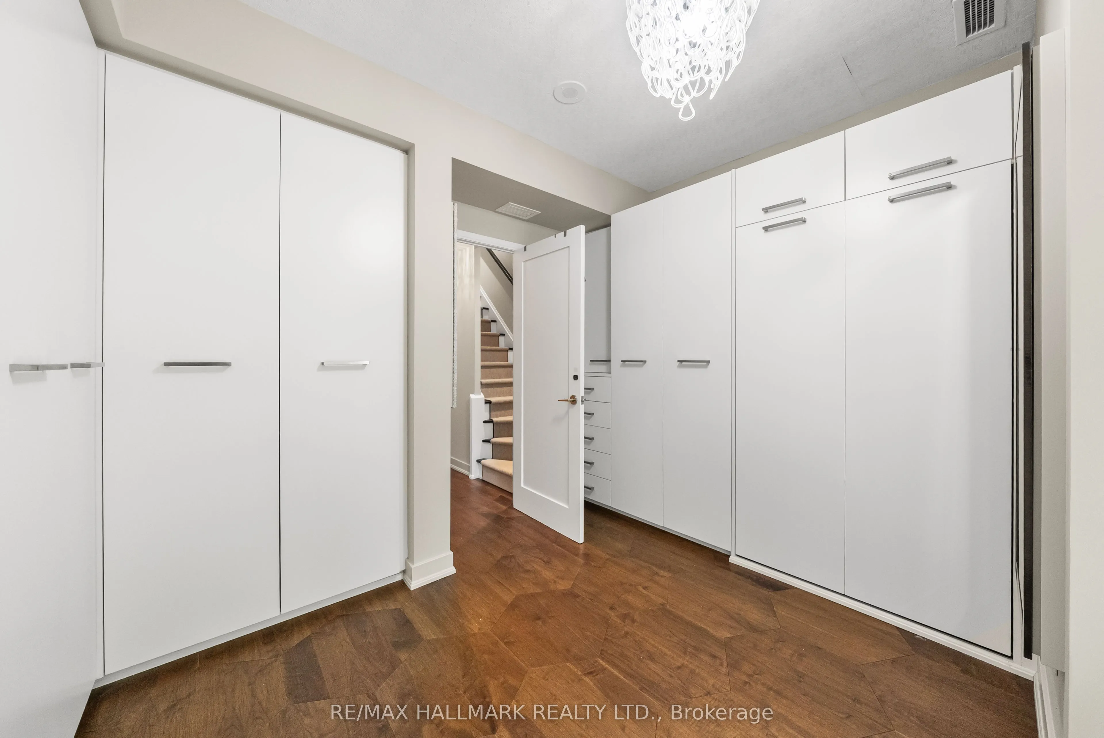23 Sheppard Avenue E, #TH11