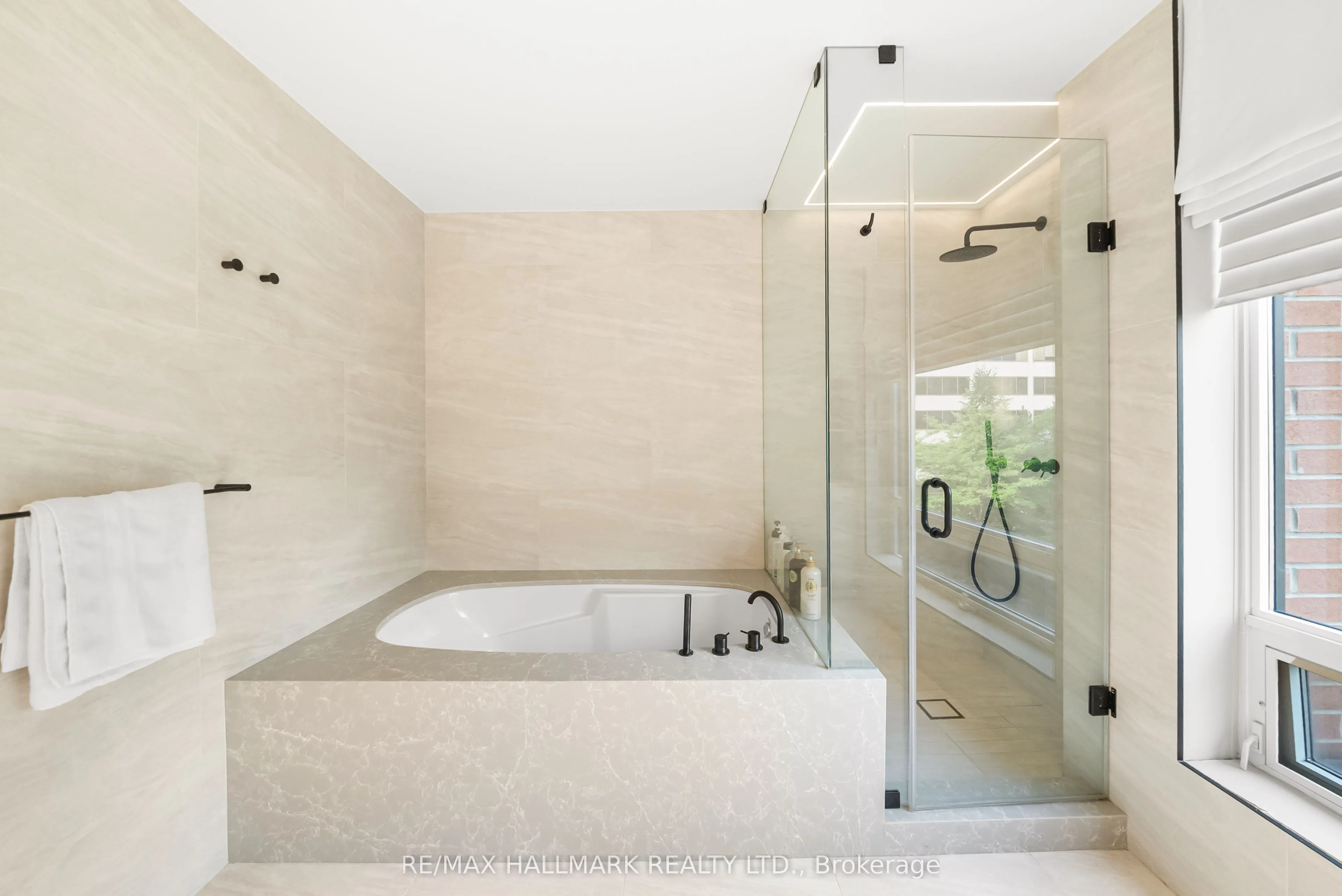 23 Sheppard Avenue E, #TH11