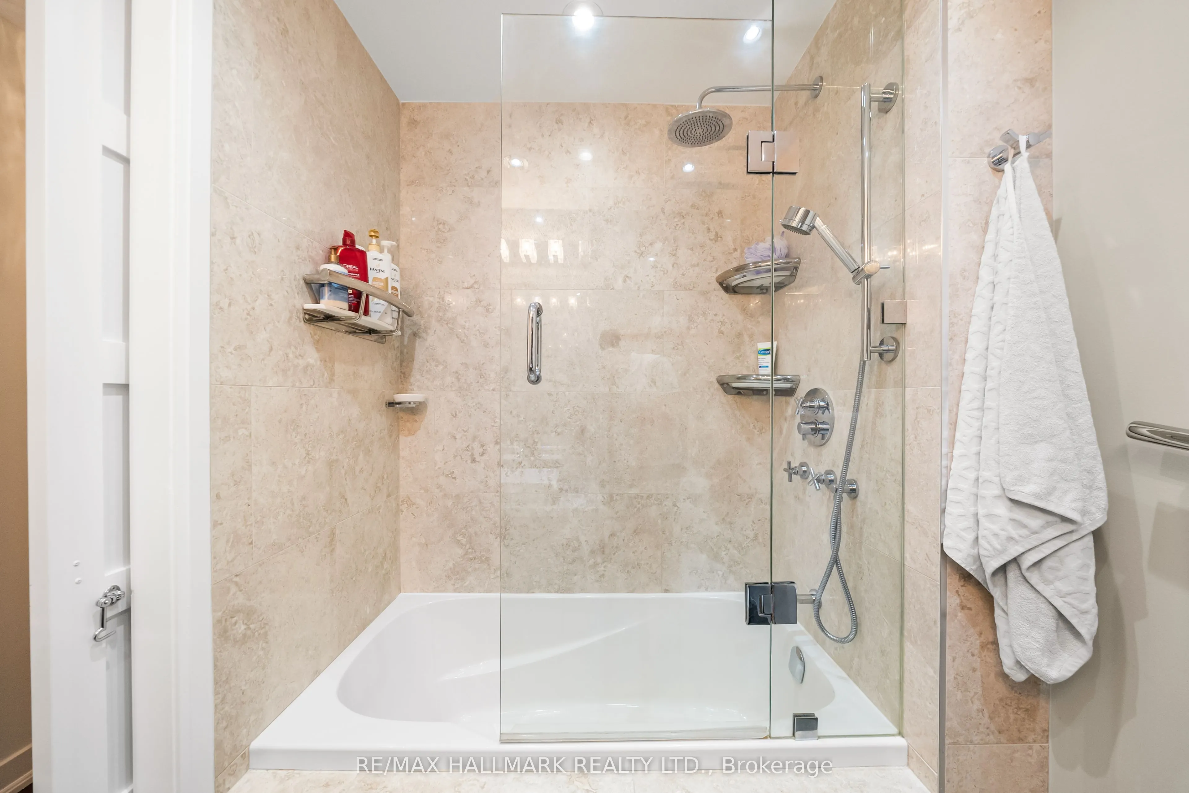 23 Sheppard Avenue E, #TH11