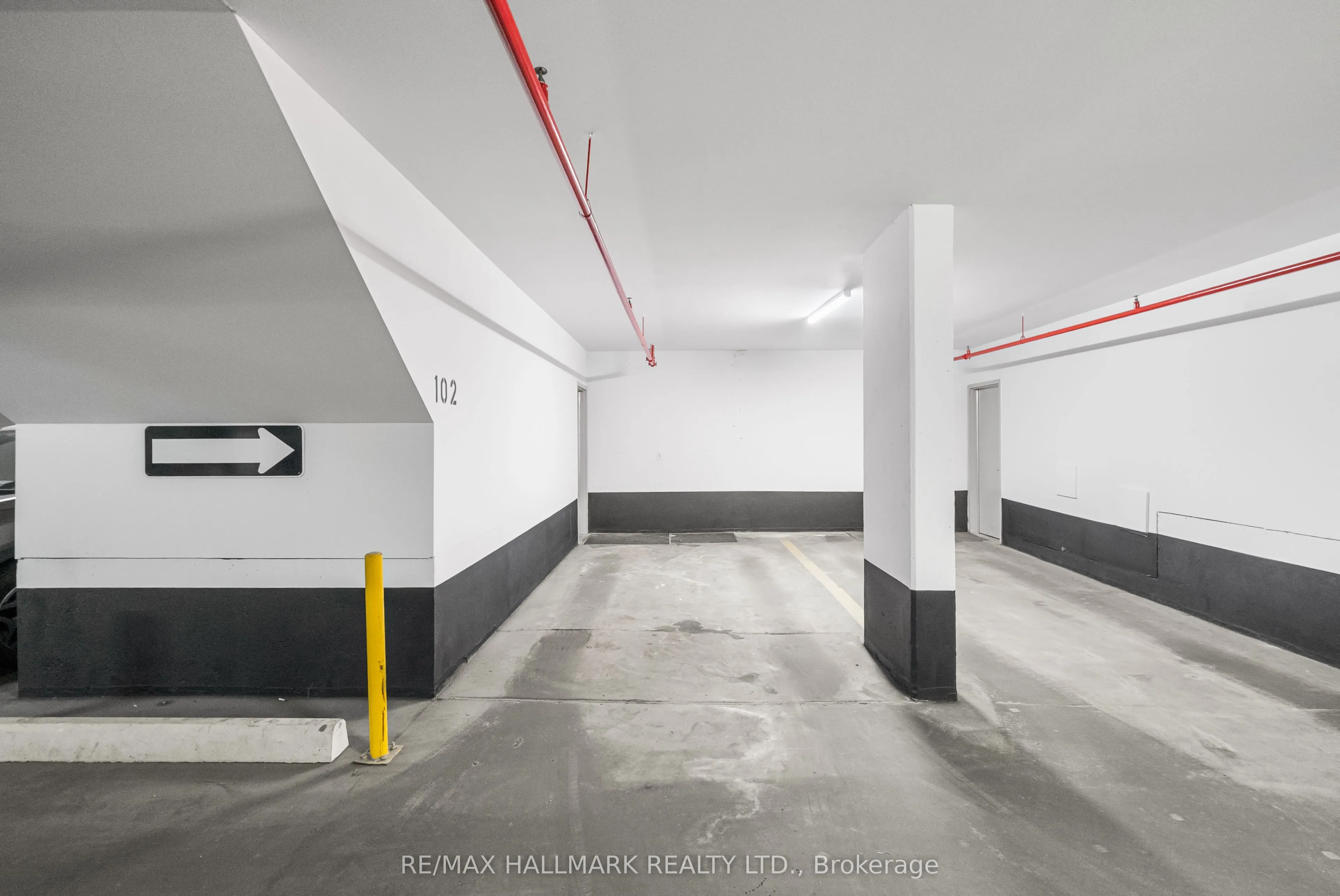 23 Sheppard Avenue E, #TH11