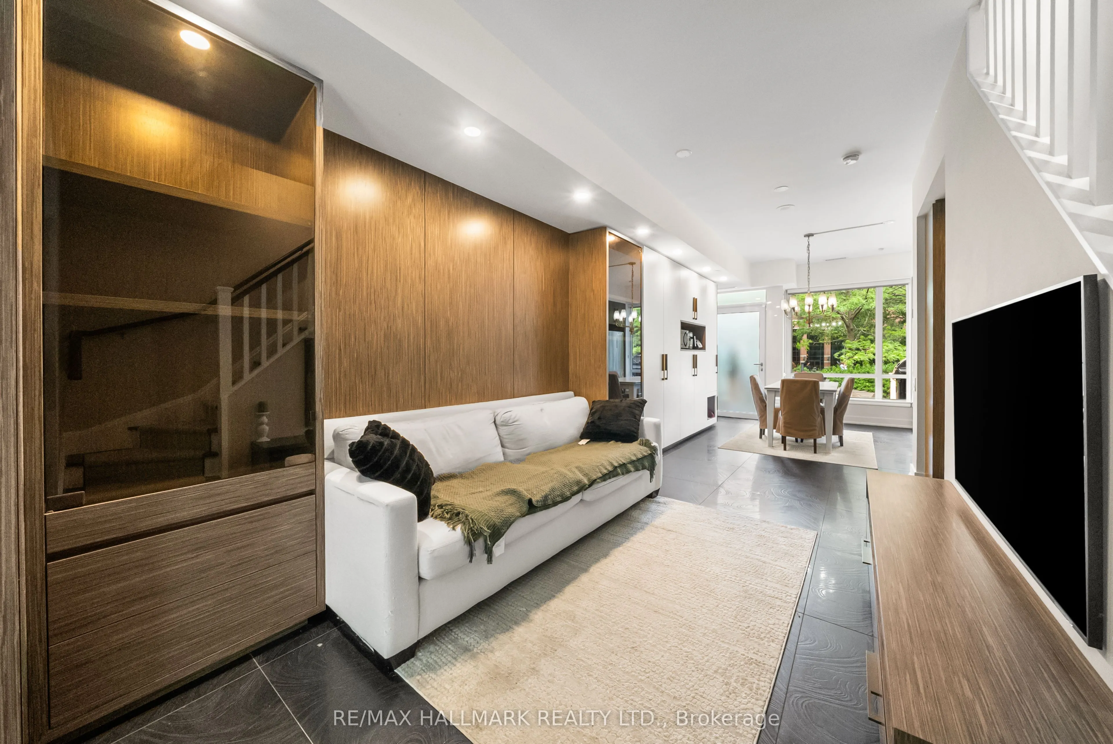 23 Sheppard Avenue E, #TH11