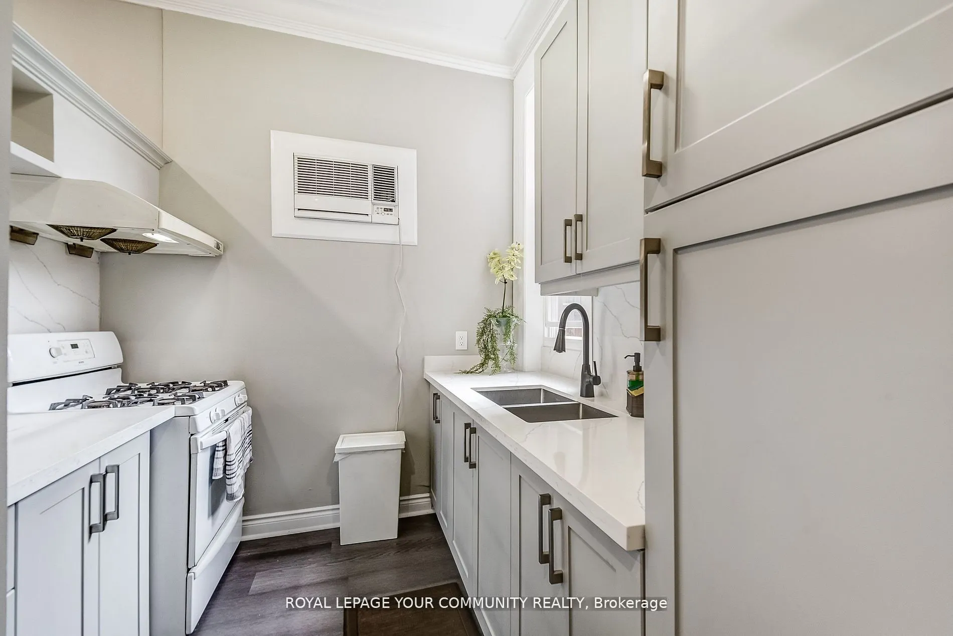 312 Seaton Street