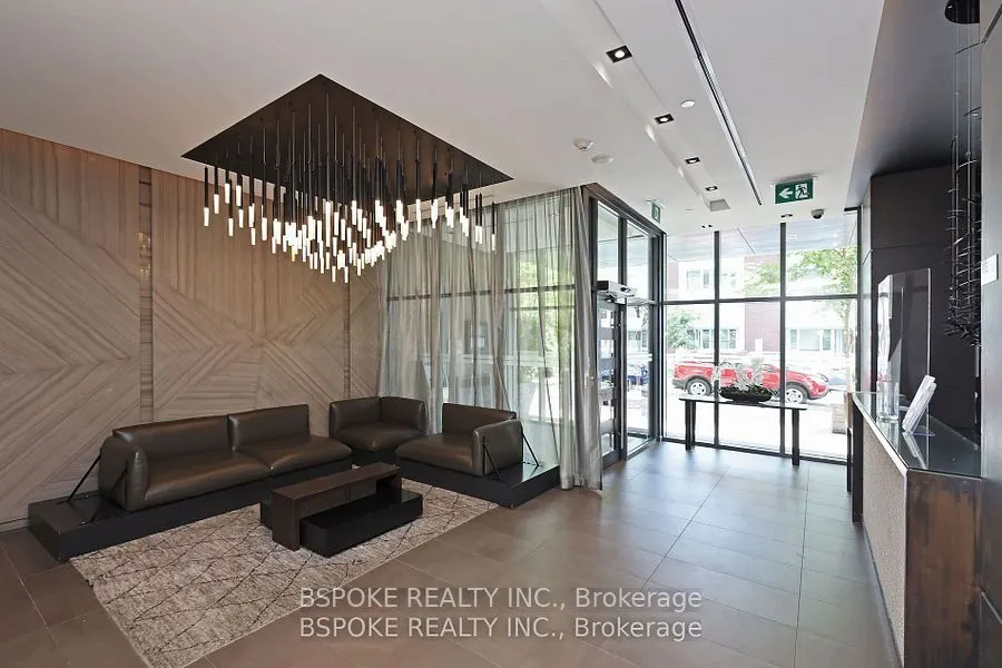 200 Sackville Street, #104
