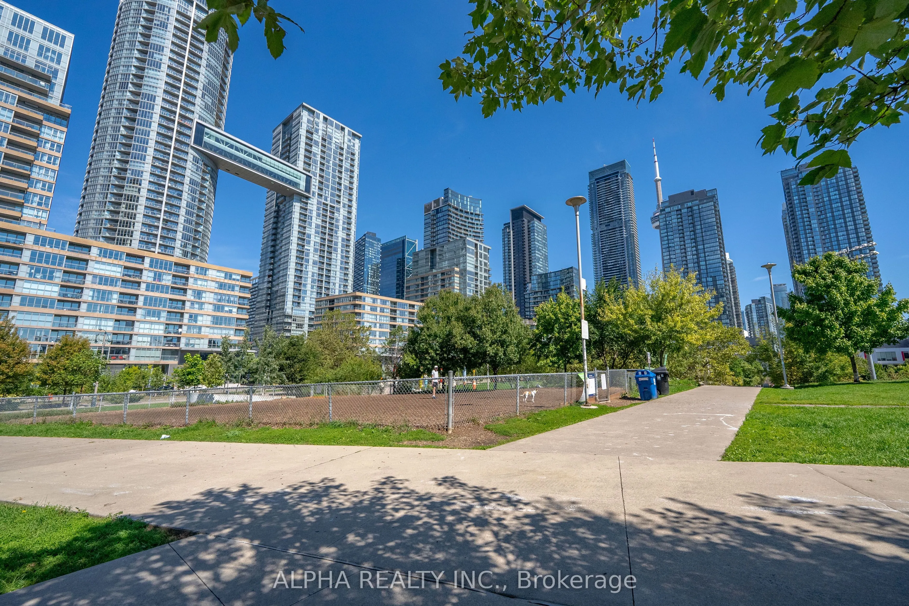 151 Dan Leckie Way, #1001