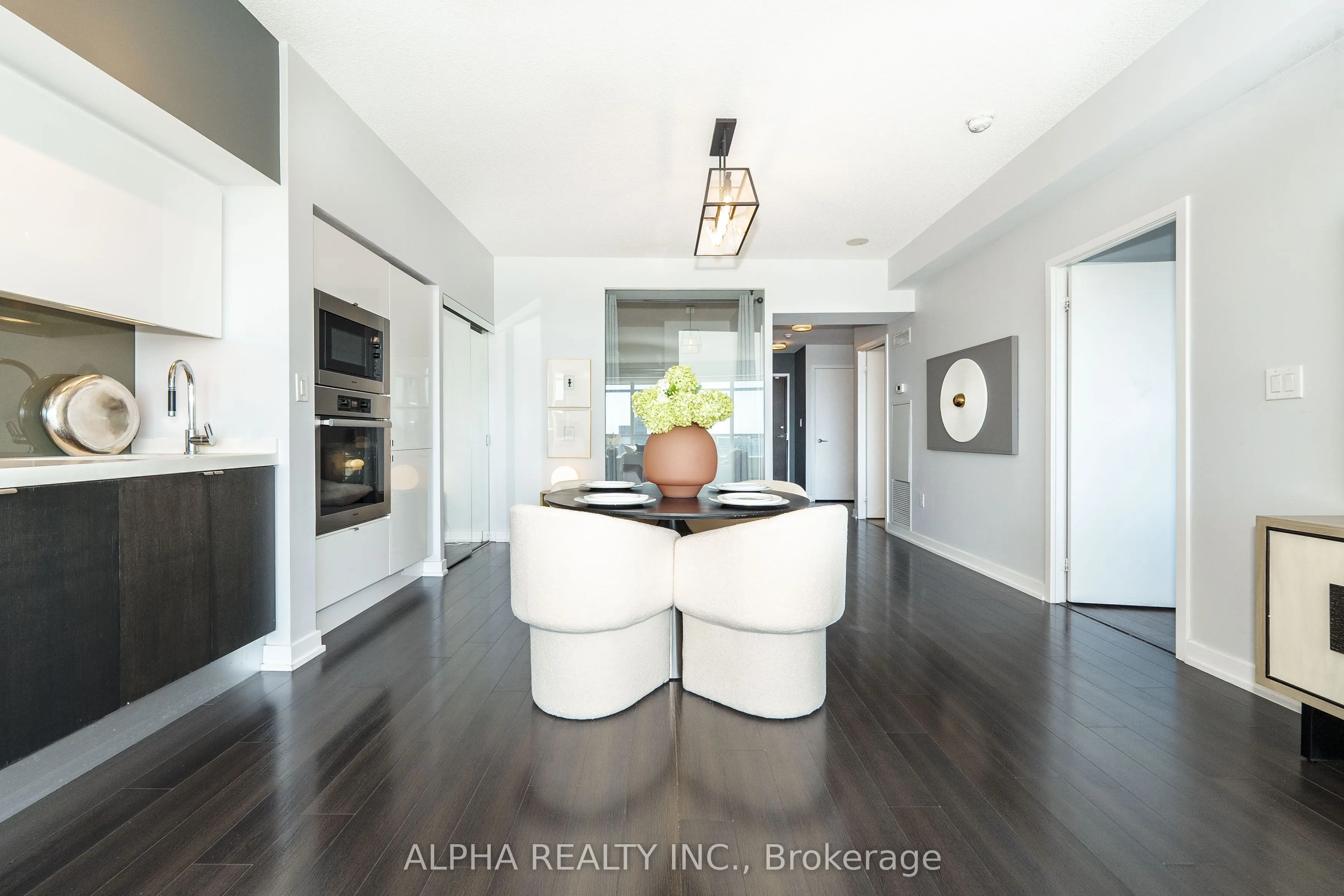 151 Dan Leckie Way, #1001