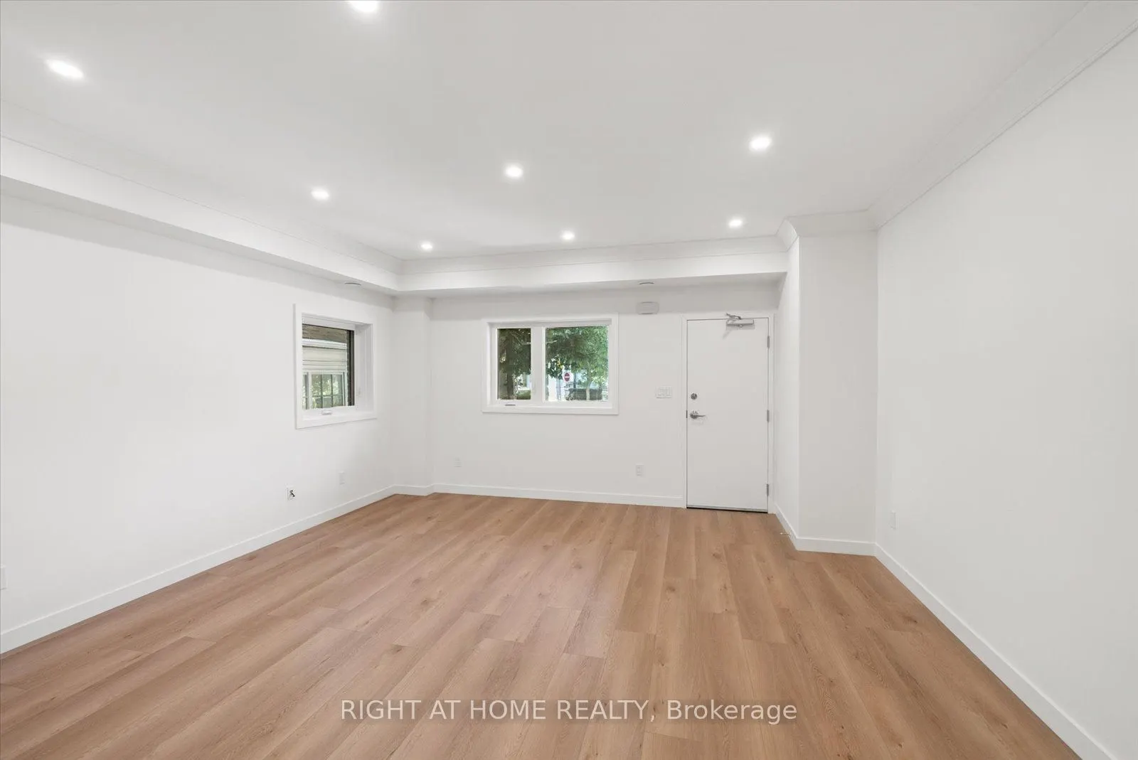 125 Kendal Ave Avenue