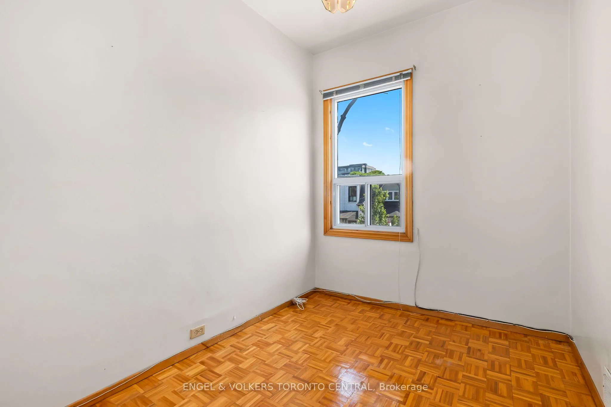 8 Brookfield Street