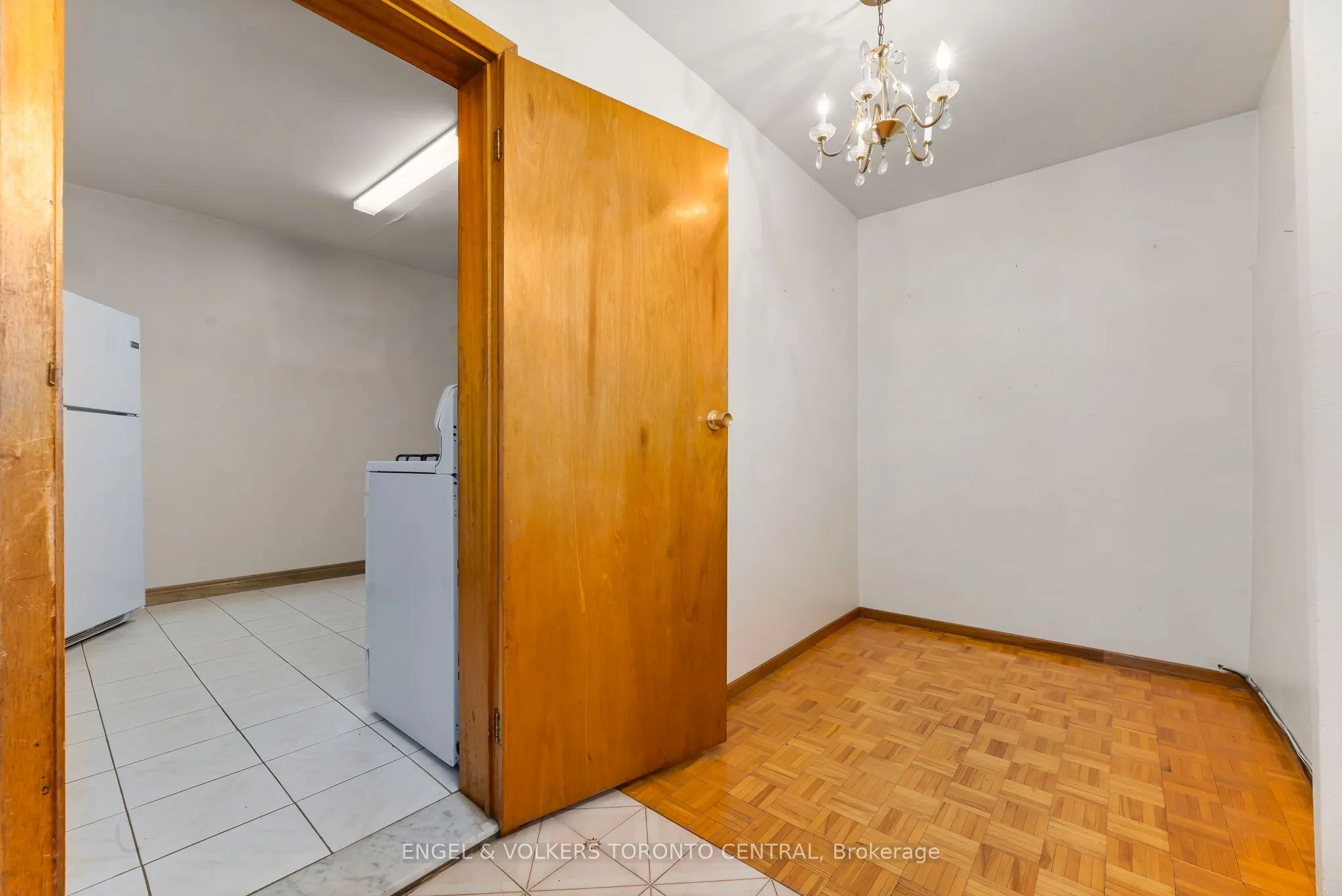 8 Brookfield Street